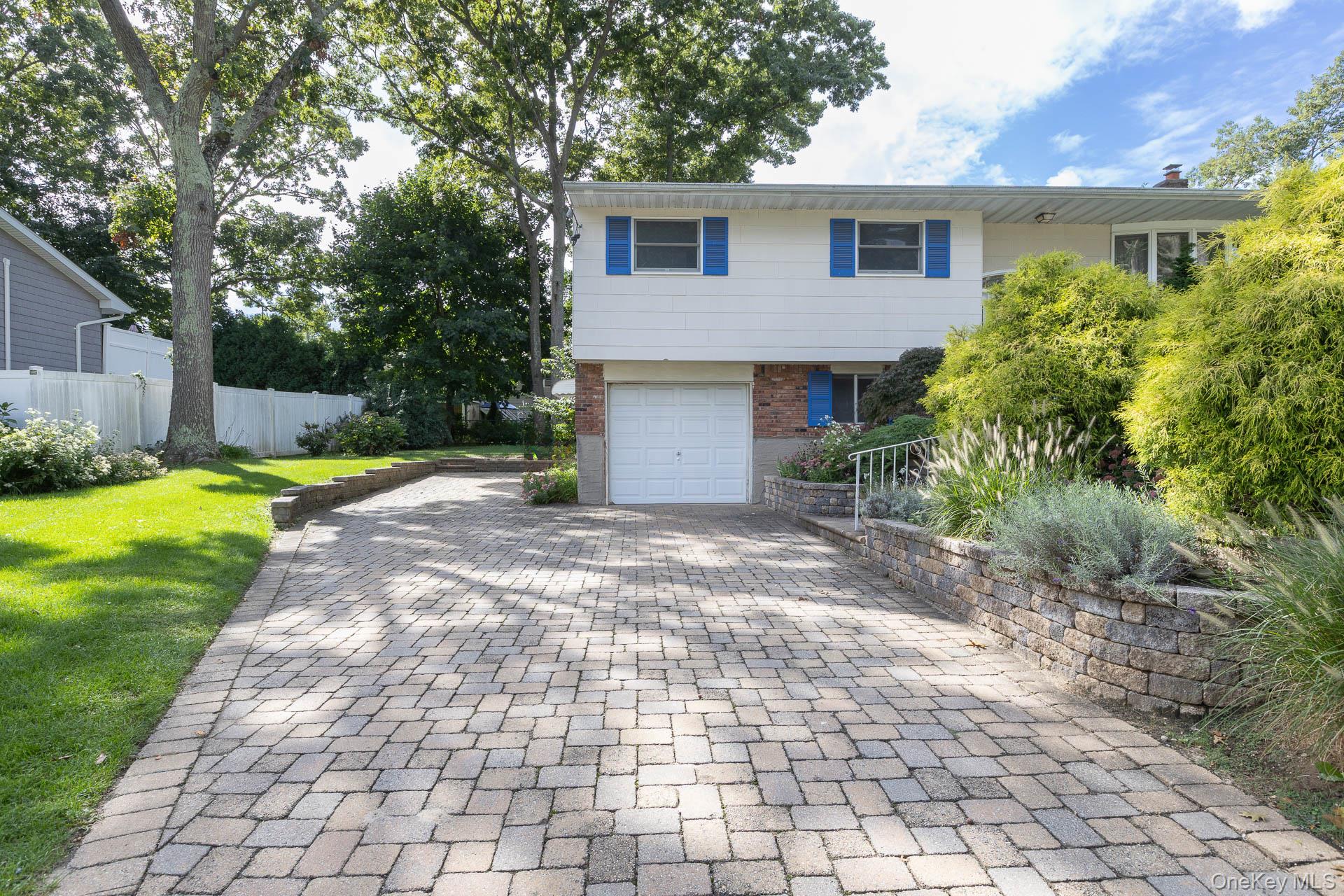 16 Arlington Avenue – For Sale photo 3