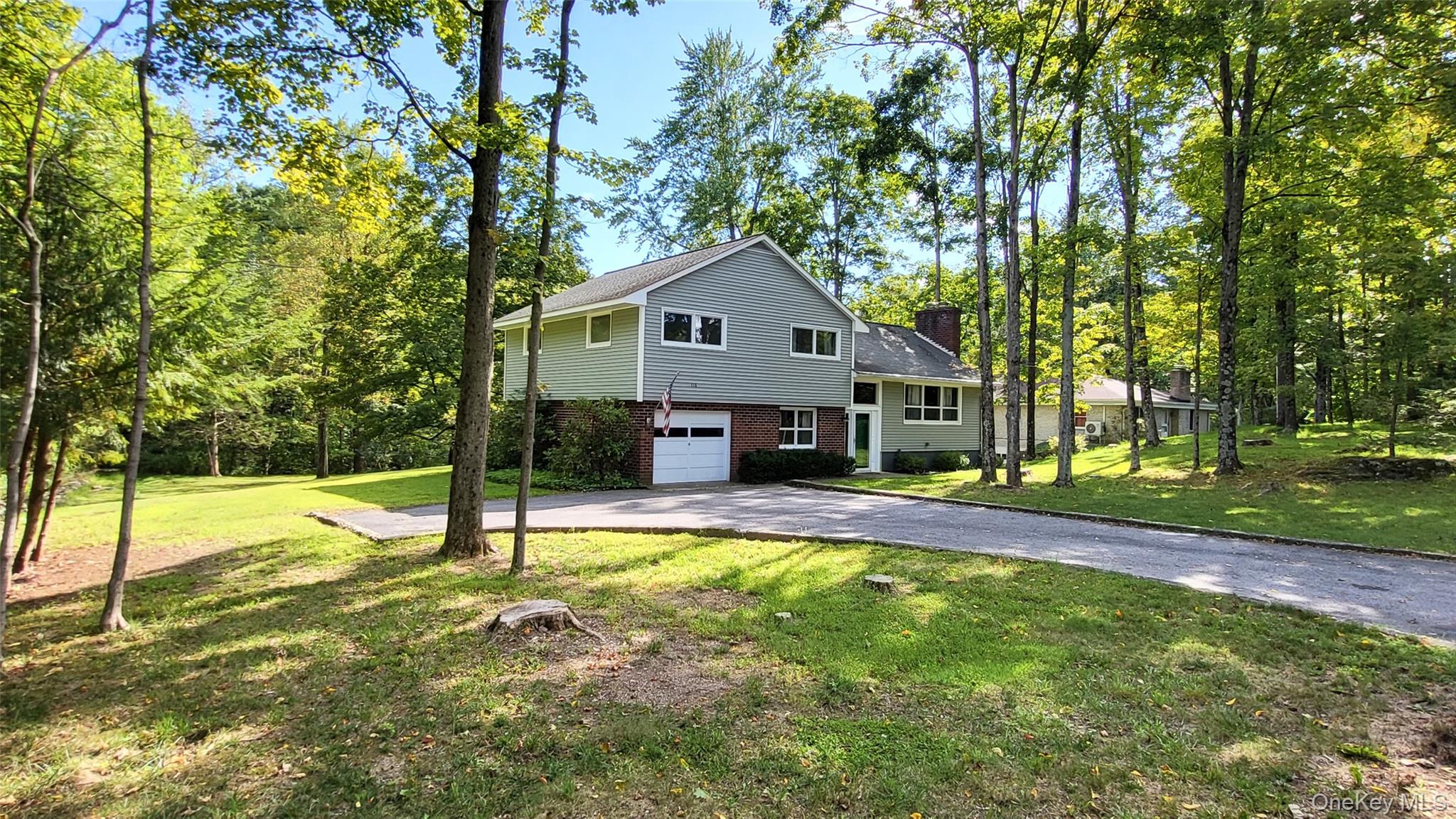 116 New Hackensack Road – For Rent photo 2