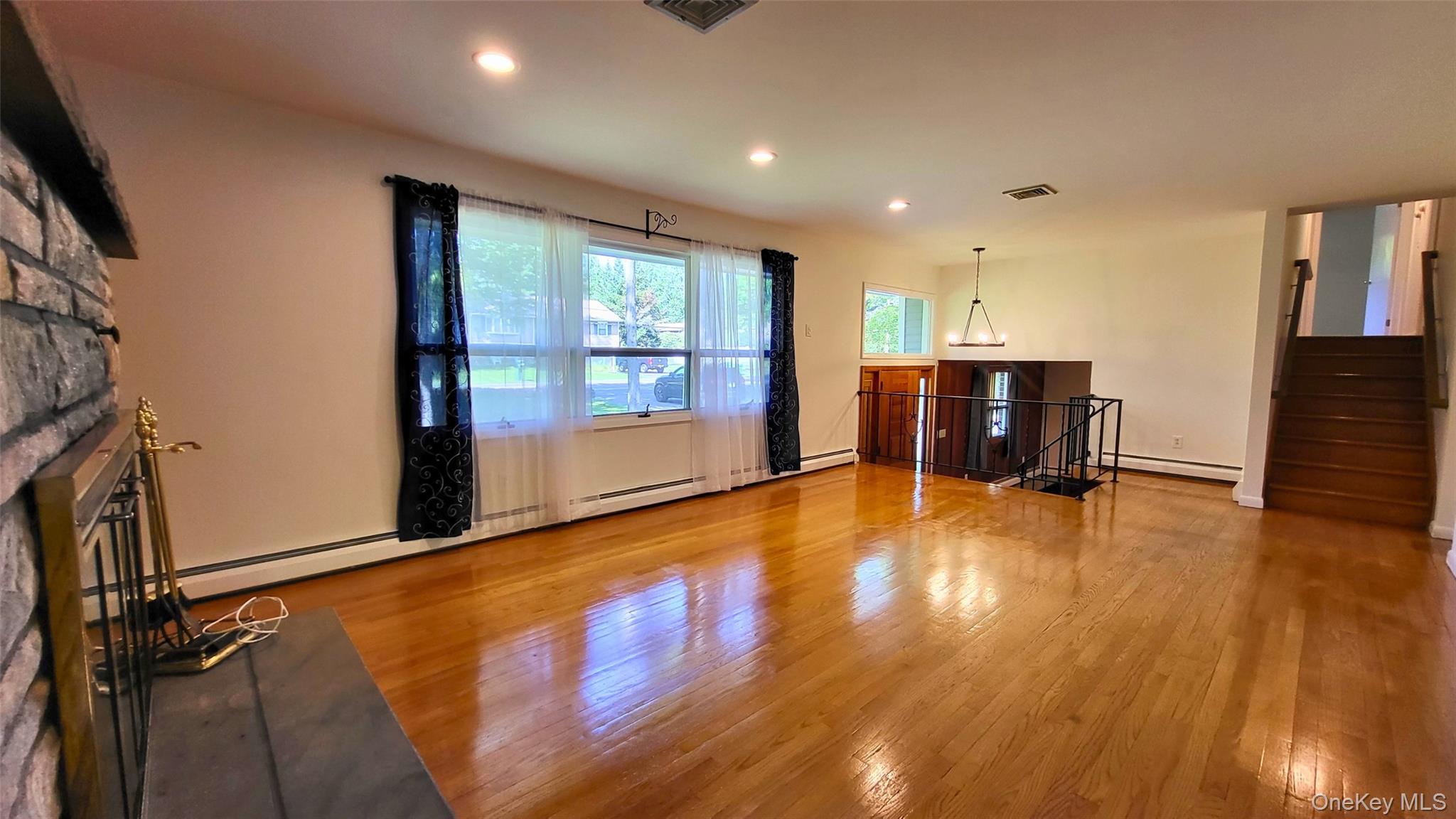 116 New Hackensack Road – For Rent photo 19