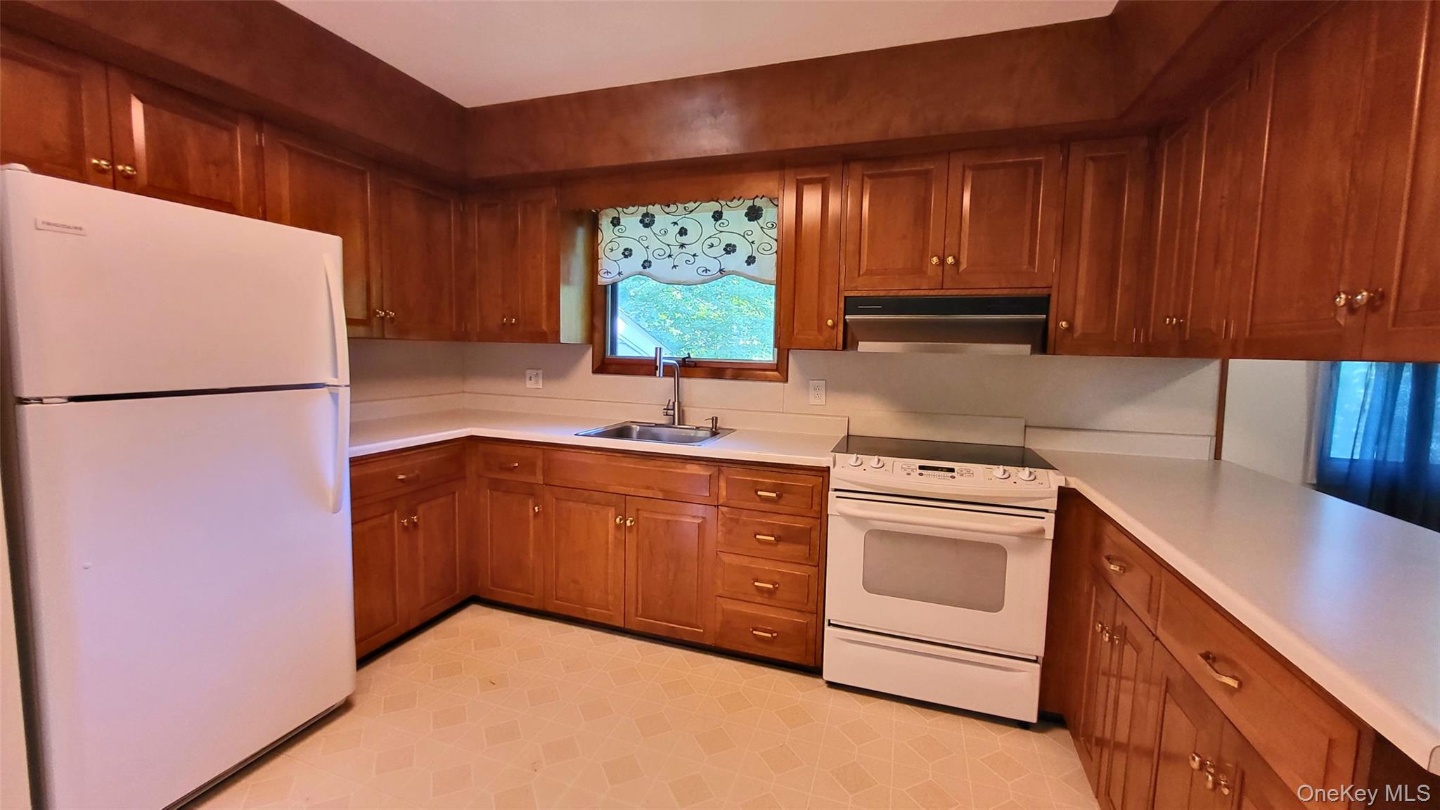 116 New Hackensack Road – For Rent photo 24