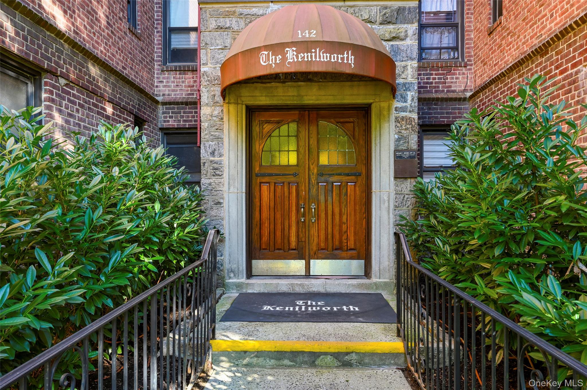 142 Garth Road, Unit 3T photo 12