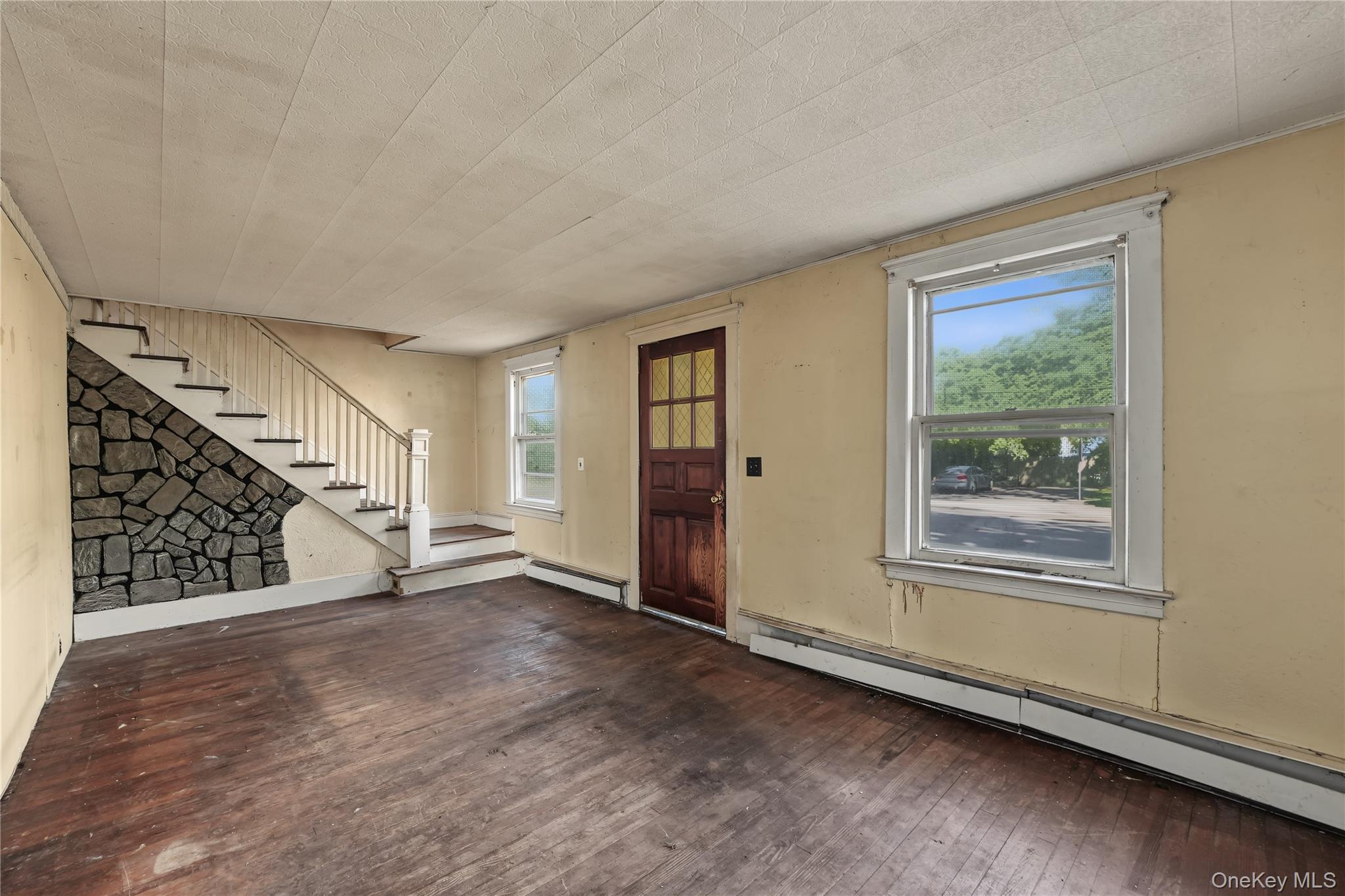 2 Willett Avenue – For Sale photo 3