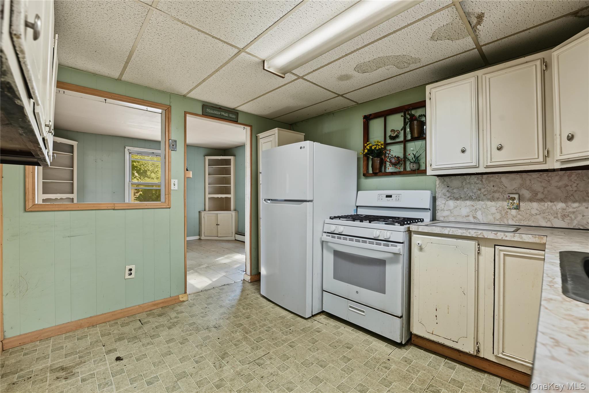 2 Willett Avenue – For Sale photo 12