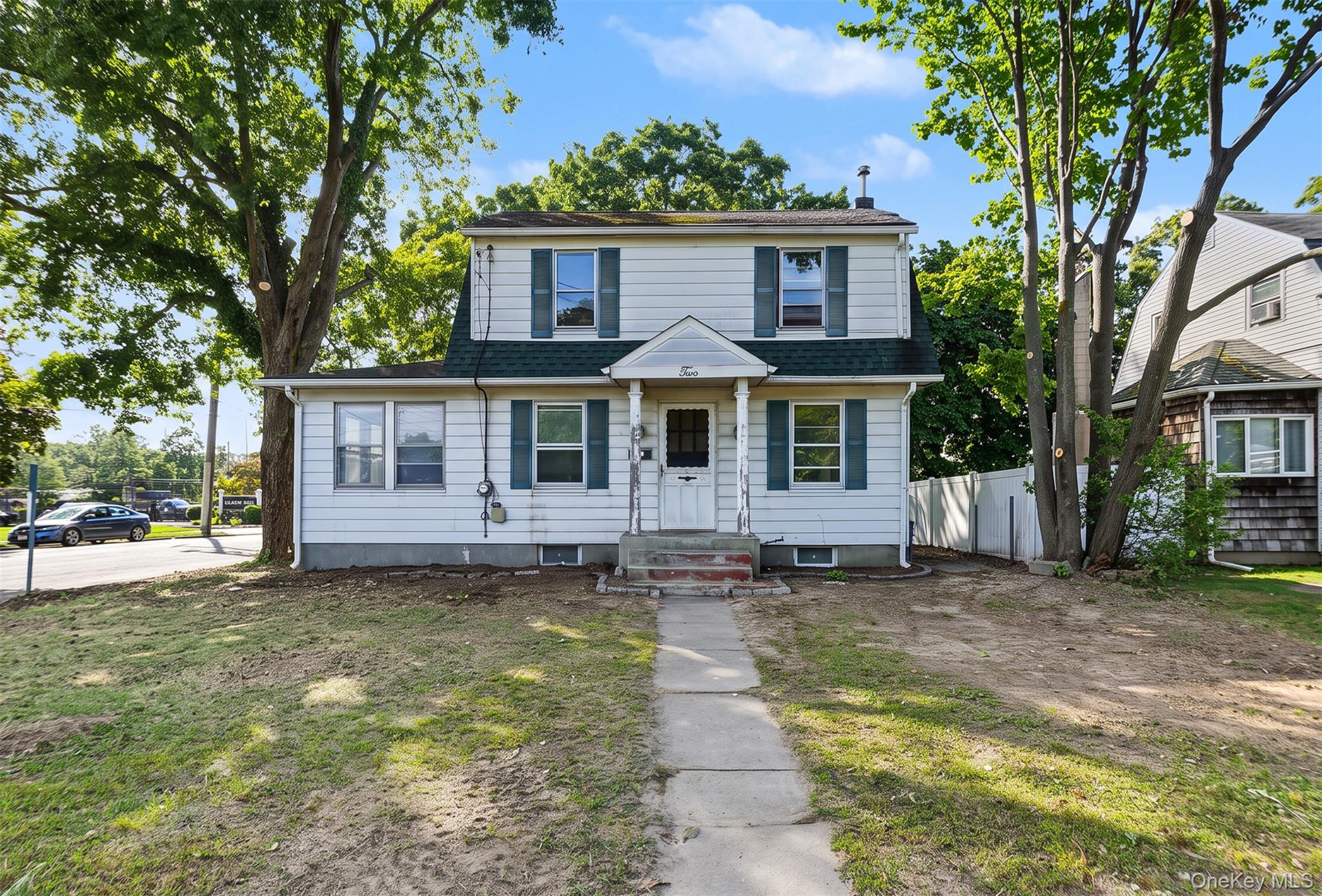 2 Willett Avenue – For Sale