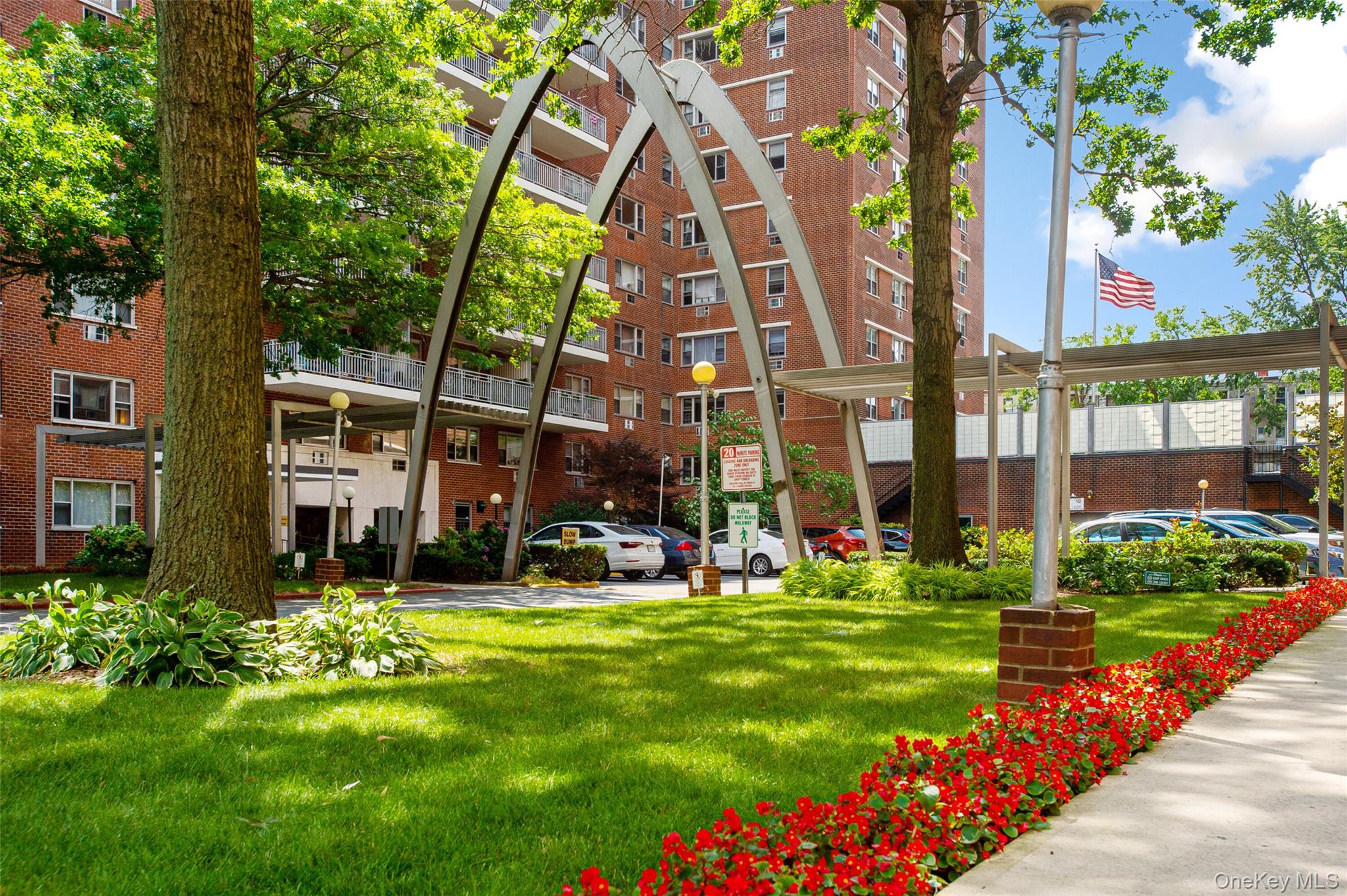 52-30 39th Drive, Unit 7G photo 11