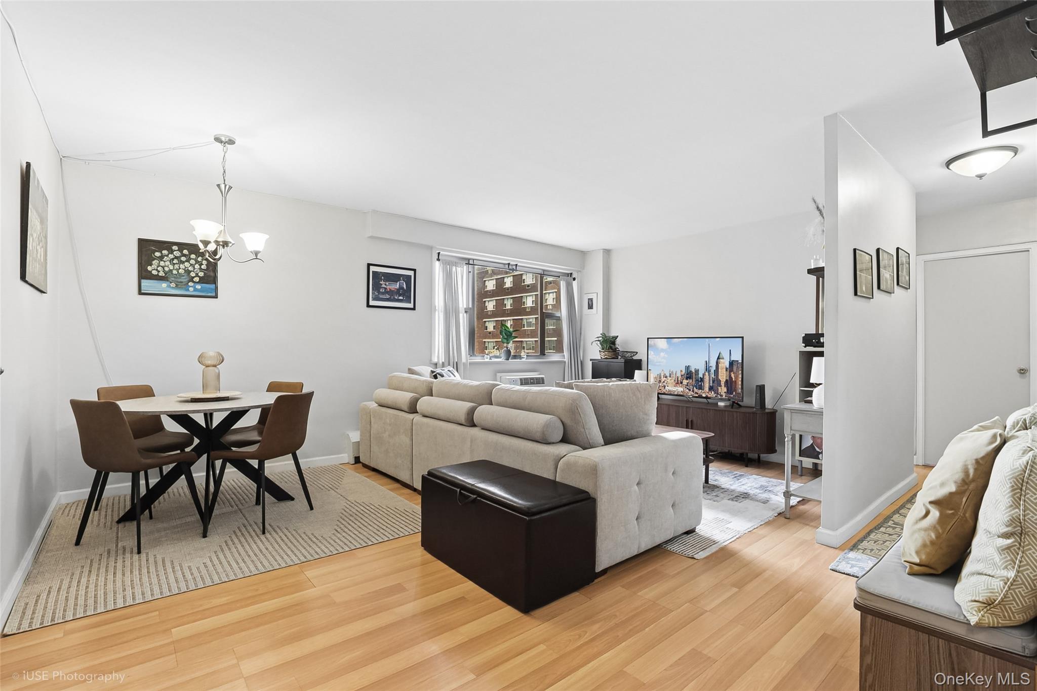 52-30 39th Drive, Unit 7G photo 4