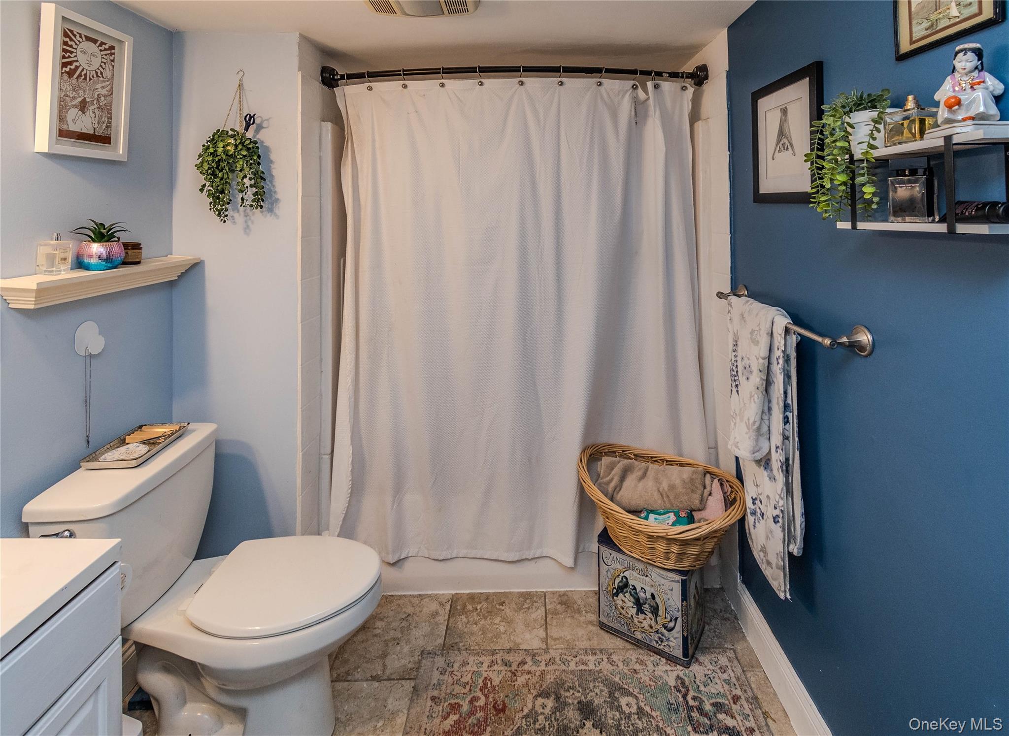 723 Beekman Road, Unit 11 photo 15