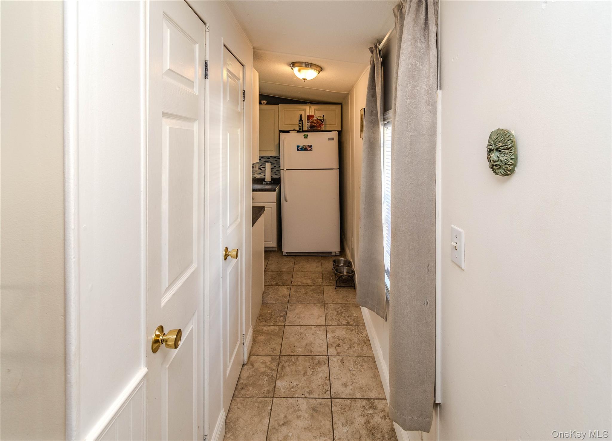 723 Beekman Road, Unit 11 photo 7