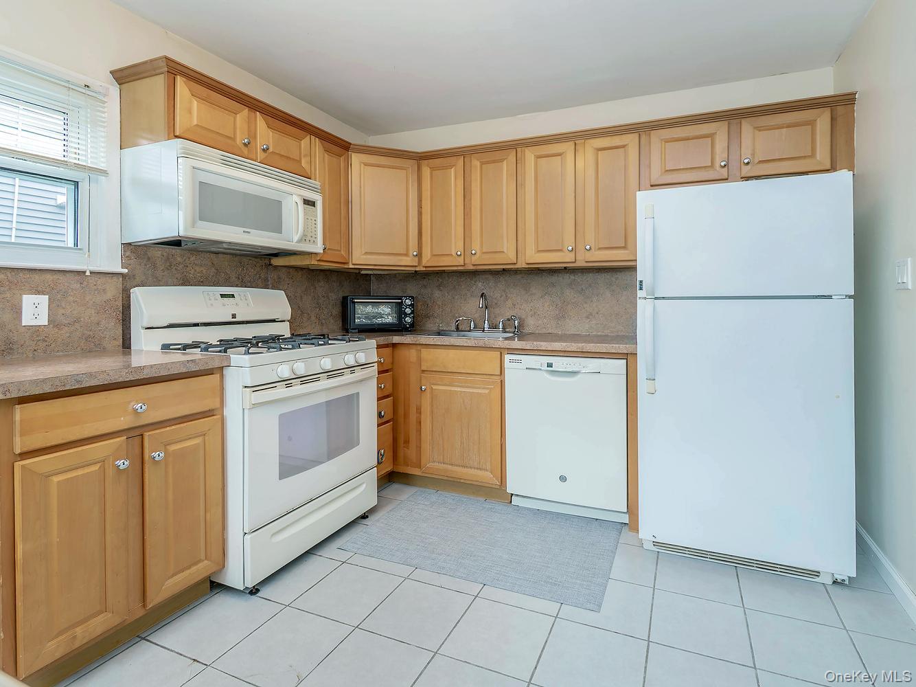 44 Corchaug Avenue – For Sale photo 6