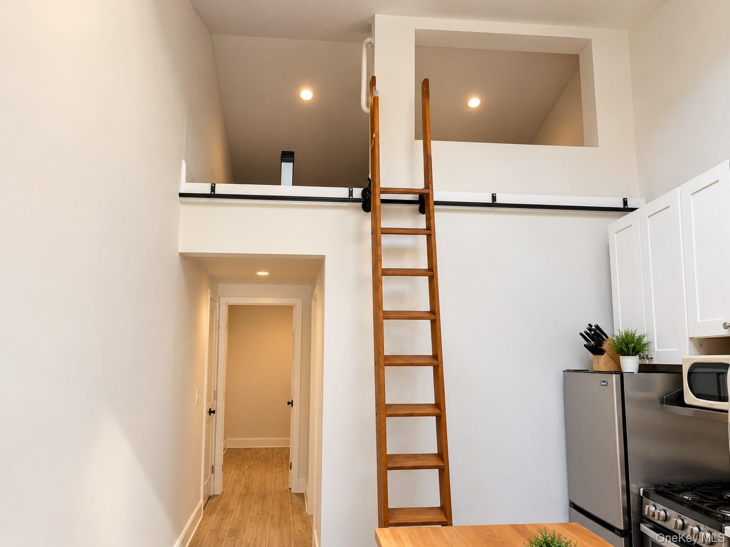 979 Oceanfront St, Unit 12 photo 7