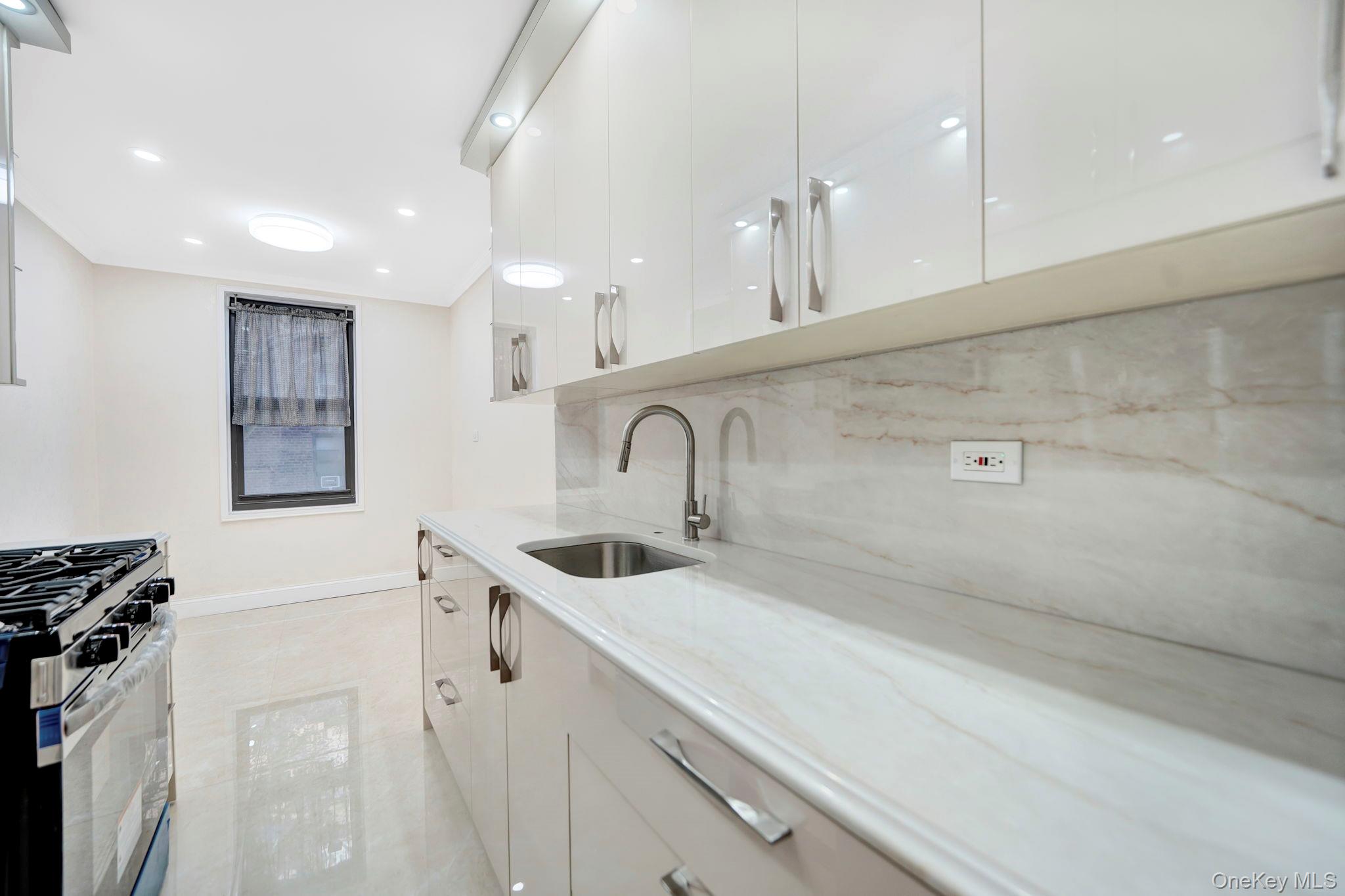 105-55 62nd Drive, Unit 2G photo 7