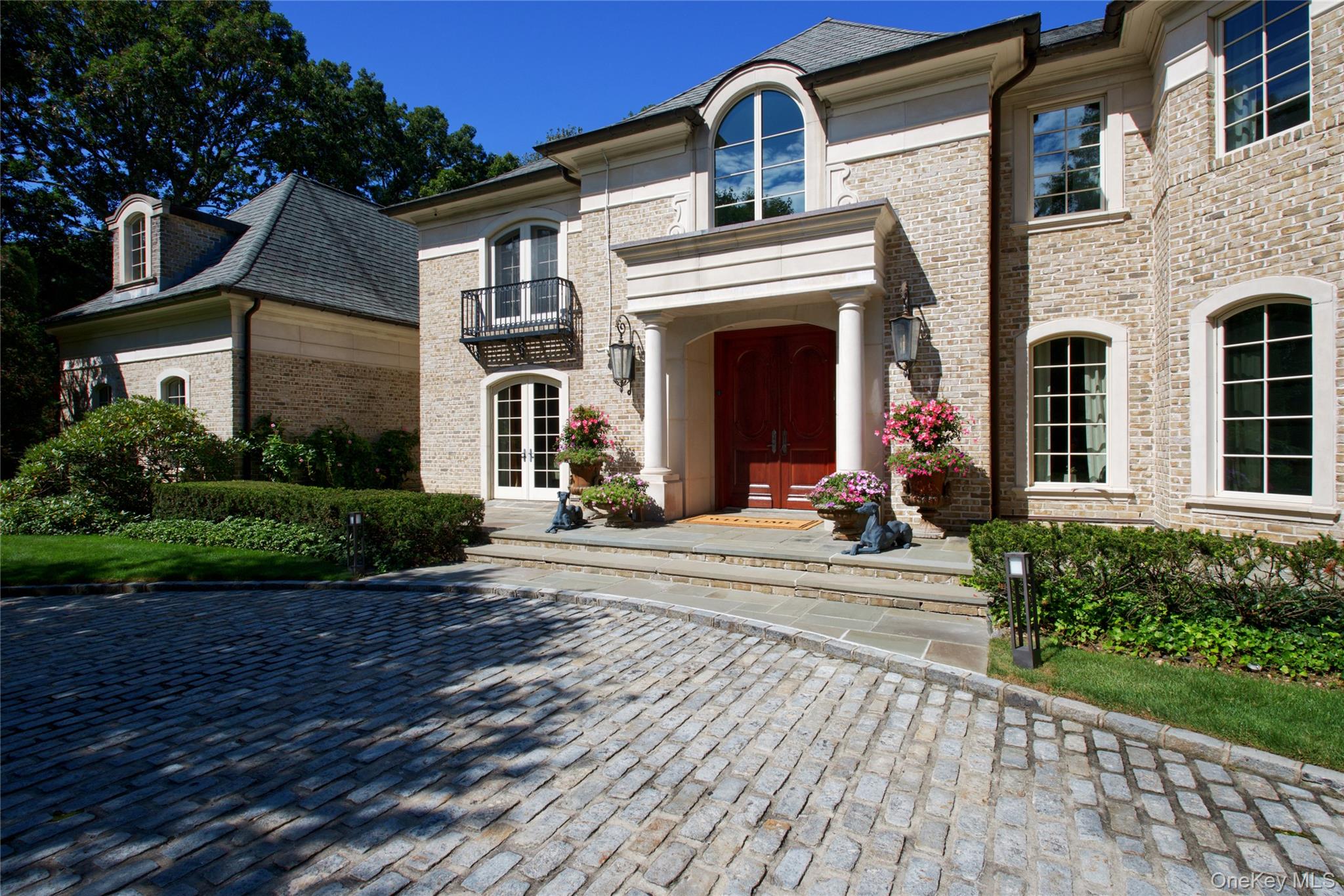 2 Vista Lane – For Sale photo 2