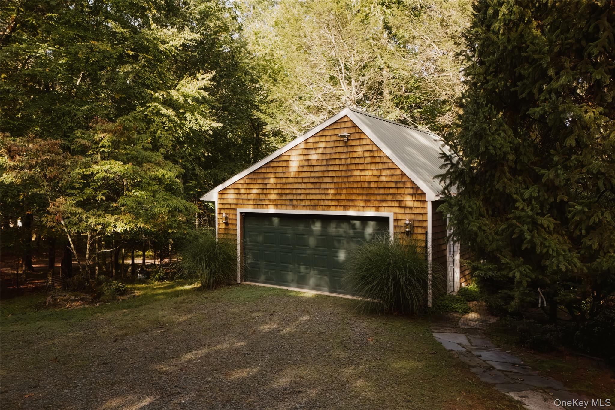 21 Marko Drive – For Sale photo 35