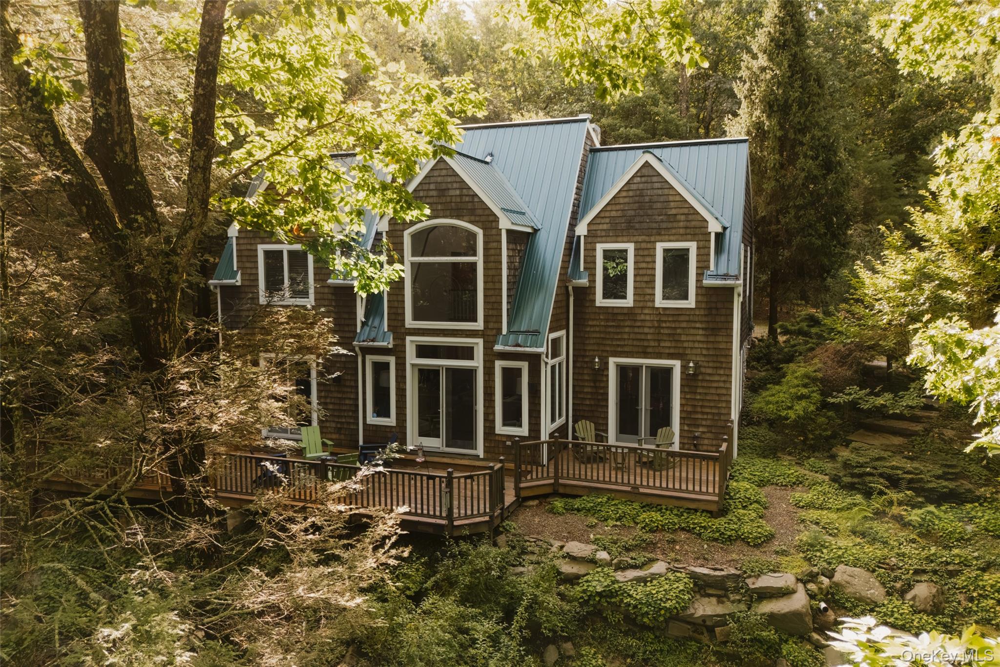 21 Marko Drive – For Sale photo 2