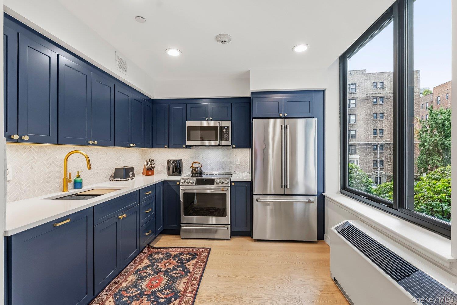 10 City Place, Unit 2B photo 2