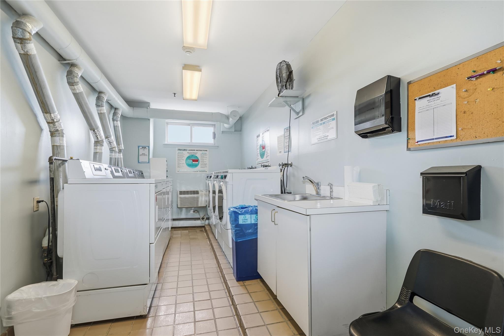 14 Nosband Avenue, Unit 3K photo 17
