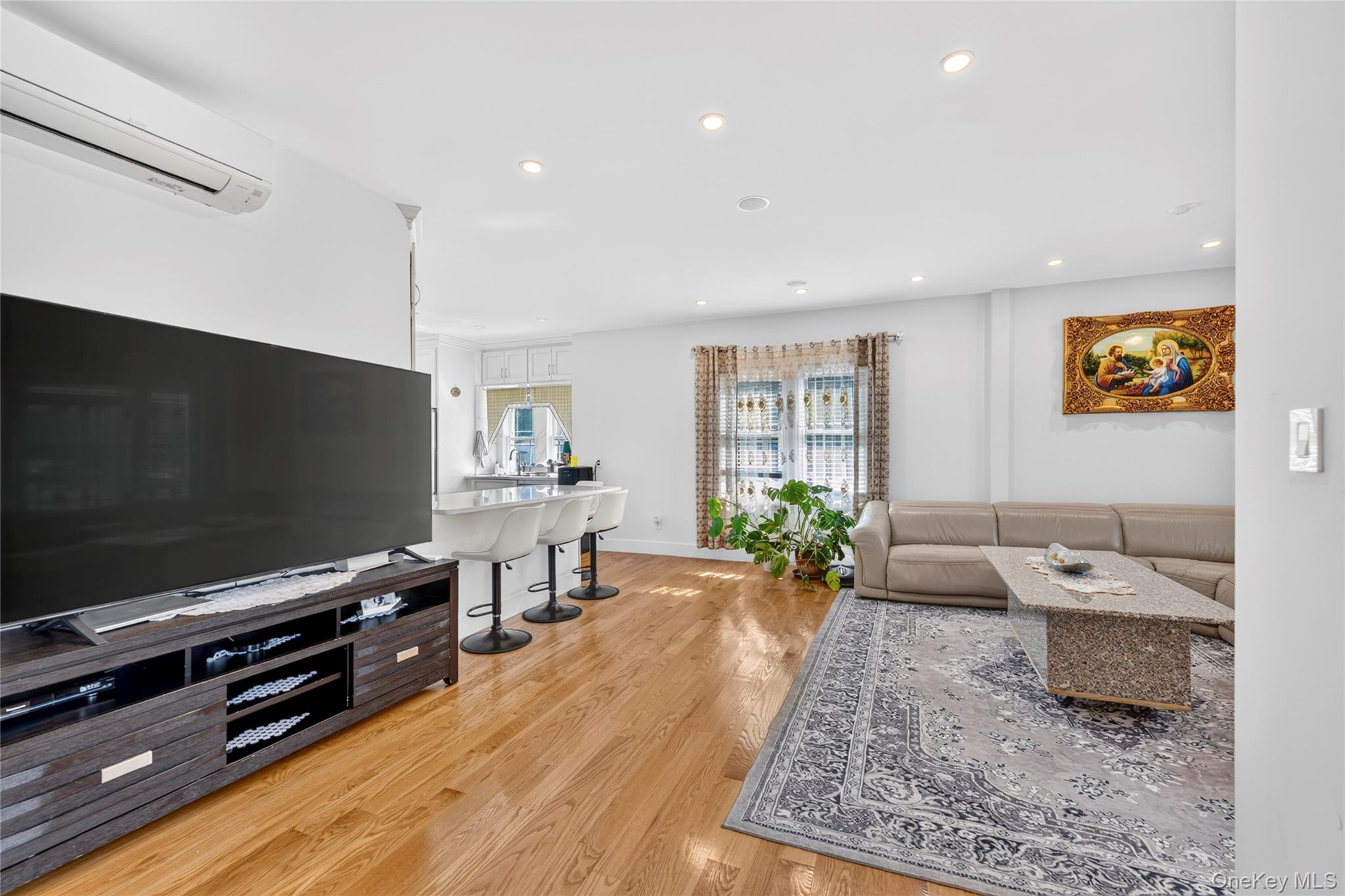 8 Highview Avenue – For Sale photo 8