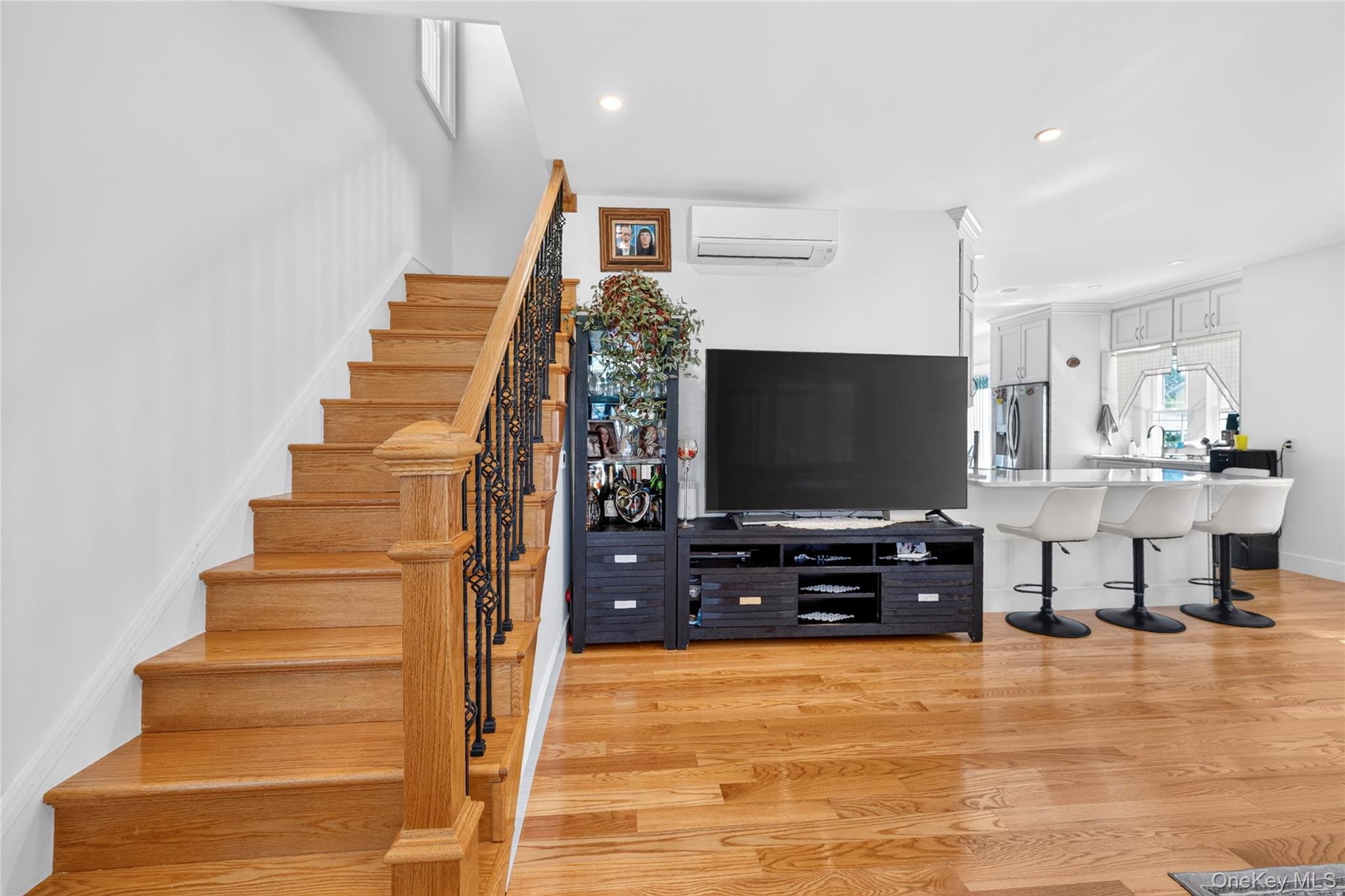 8 Highview Avenue – For Sale photo 16