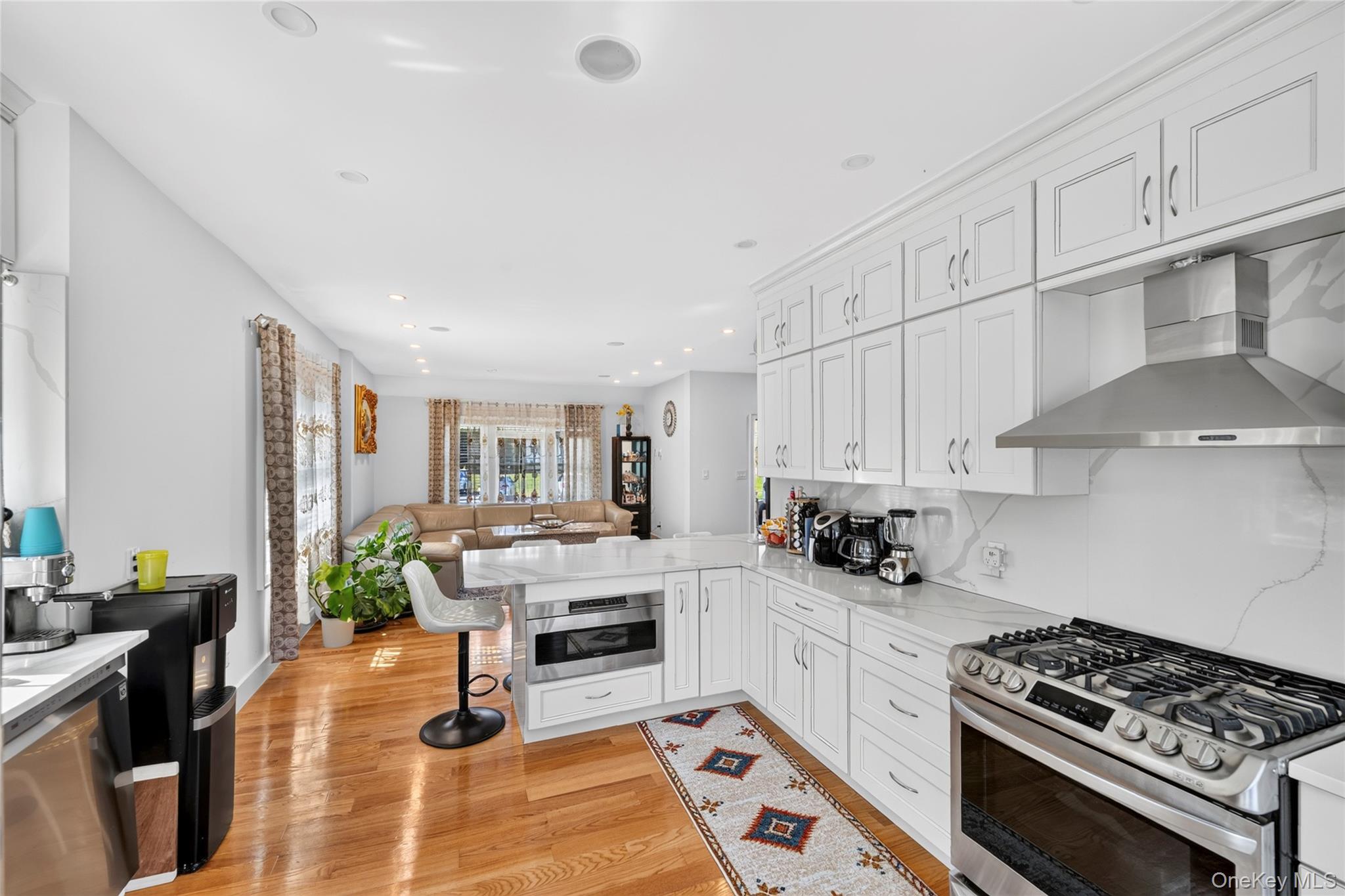 8 Highview Avenue – For Sale photo 13