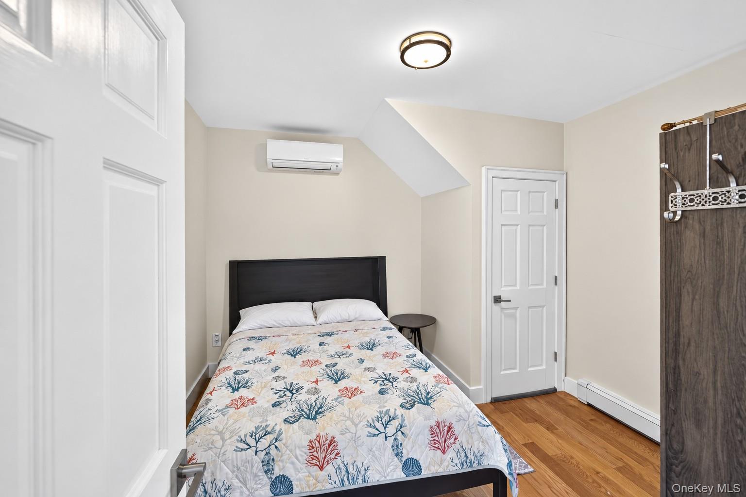 8 Highview Avenue – For Sale photo 24