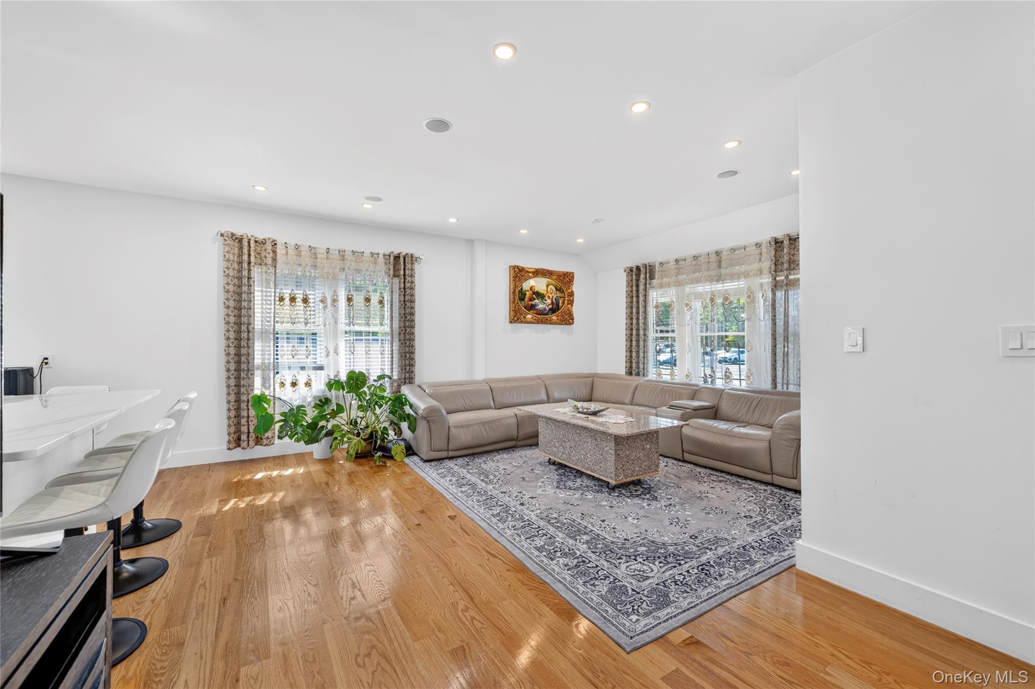 8 Highview Avenue – For Sale photo 7