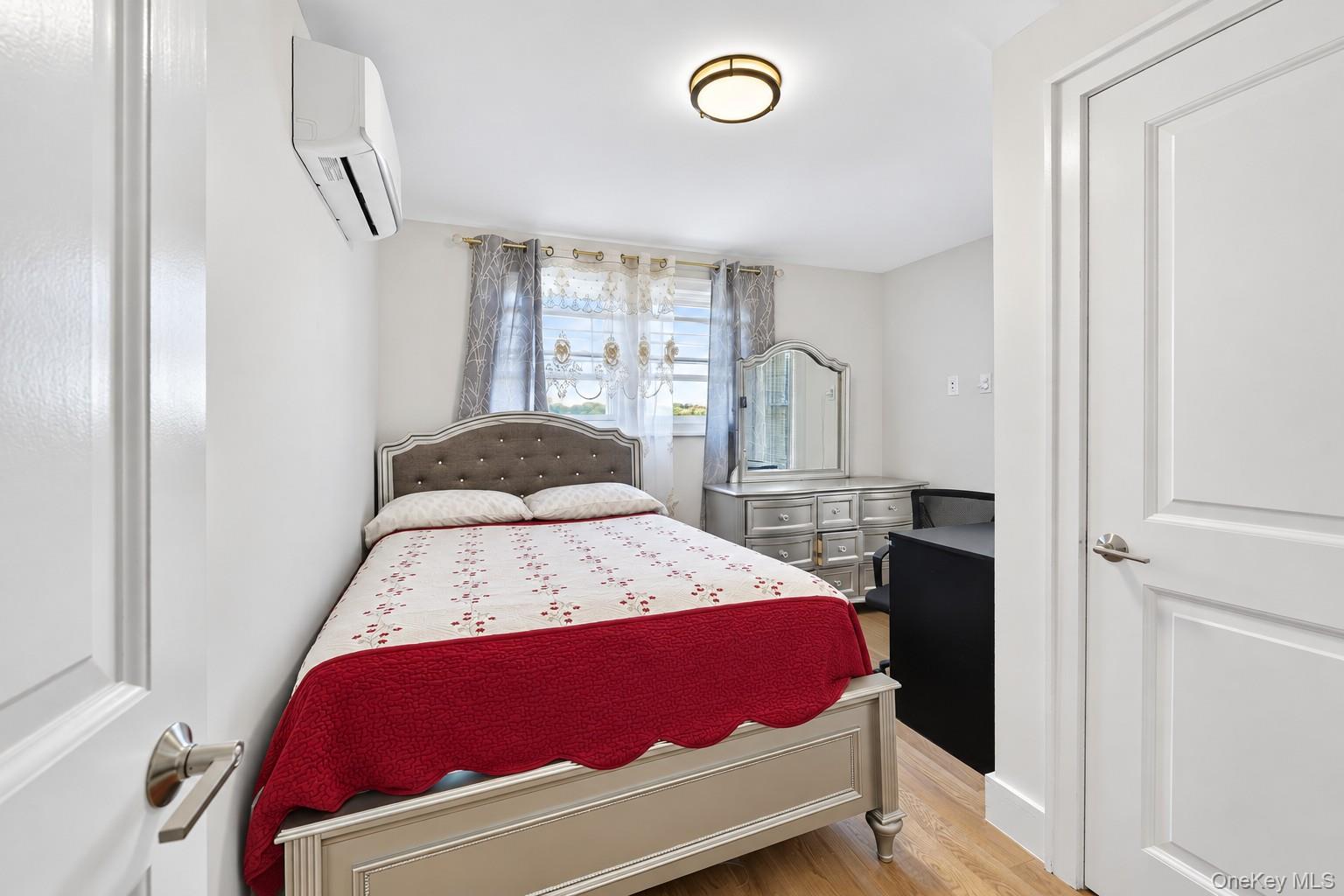 8 Highview Avenue – For Sale photo 19