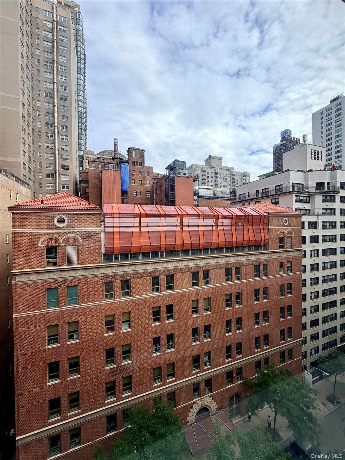 210 E 63rd Street, Unit 11B photo 9
