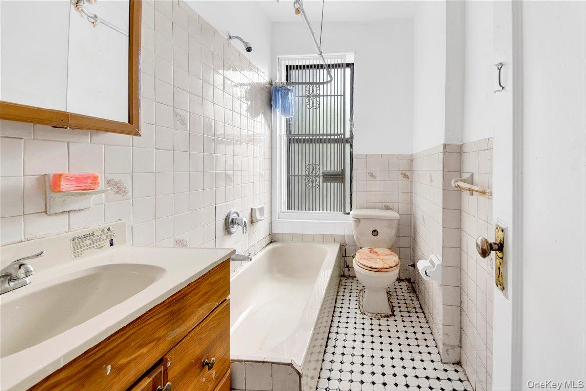 823 E 147th Street, Unit 3 photo 7