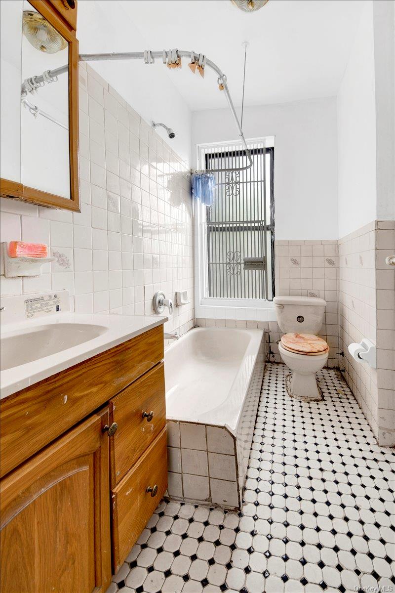 823 E 147th Street, Unit 3 photo 8