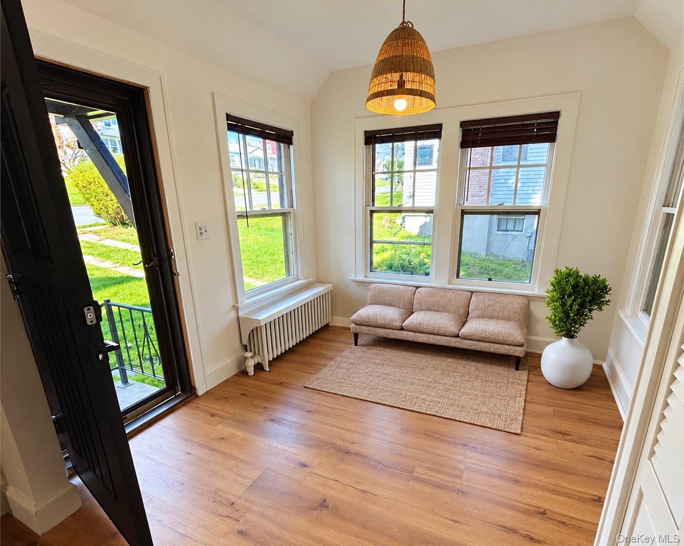 30 Jackson Avenue – For Rent