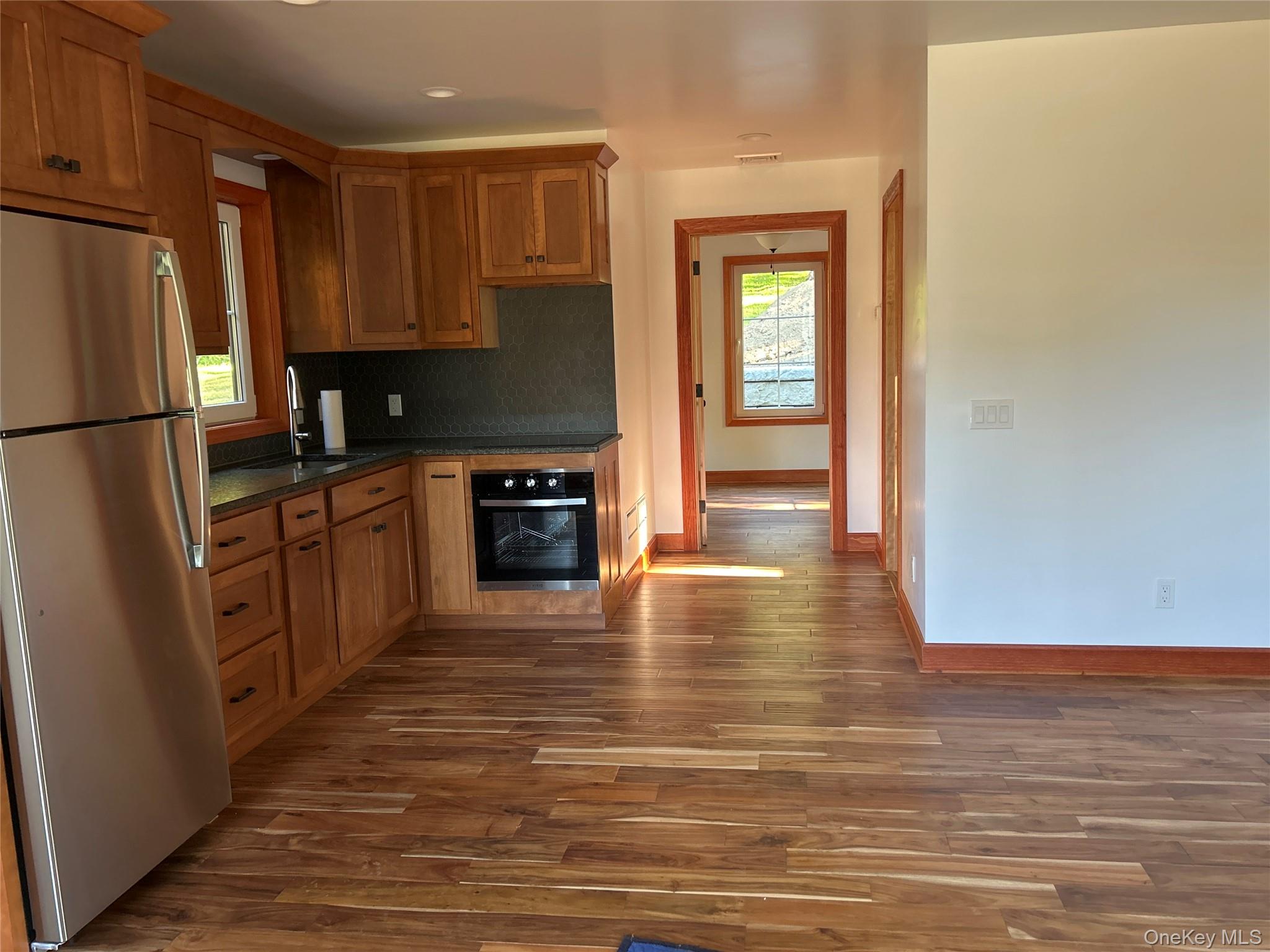 21 Highland Street, Unit B photo 3