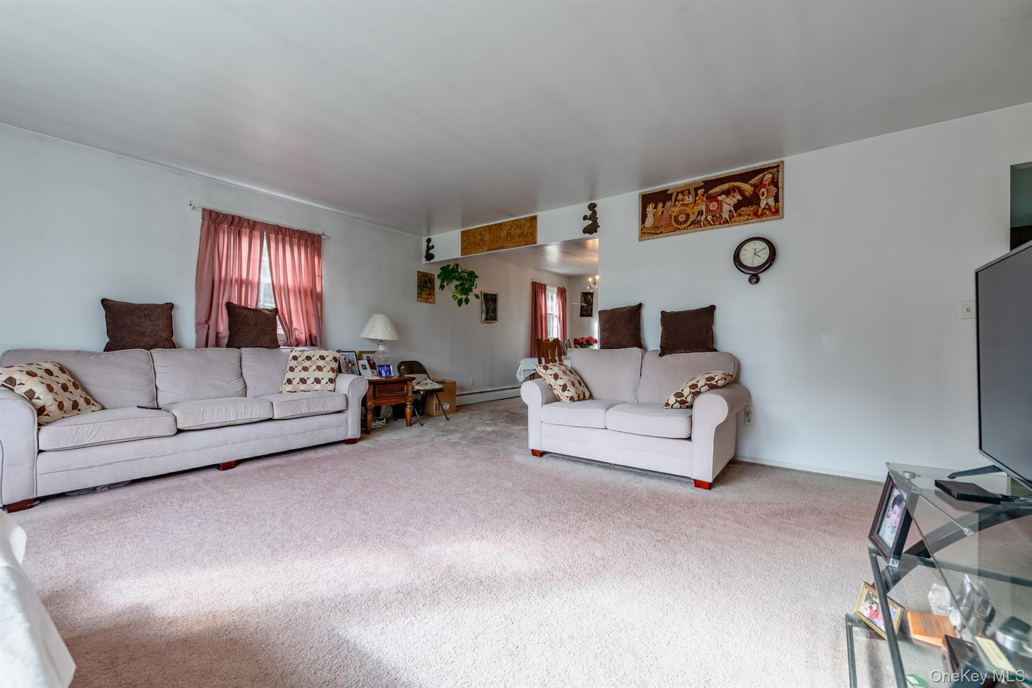 39 Jeanette Lane – For Sale photo 5
