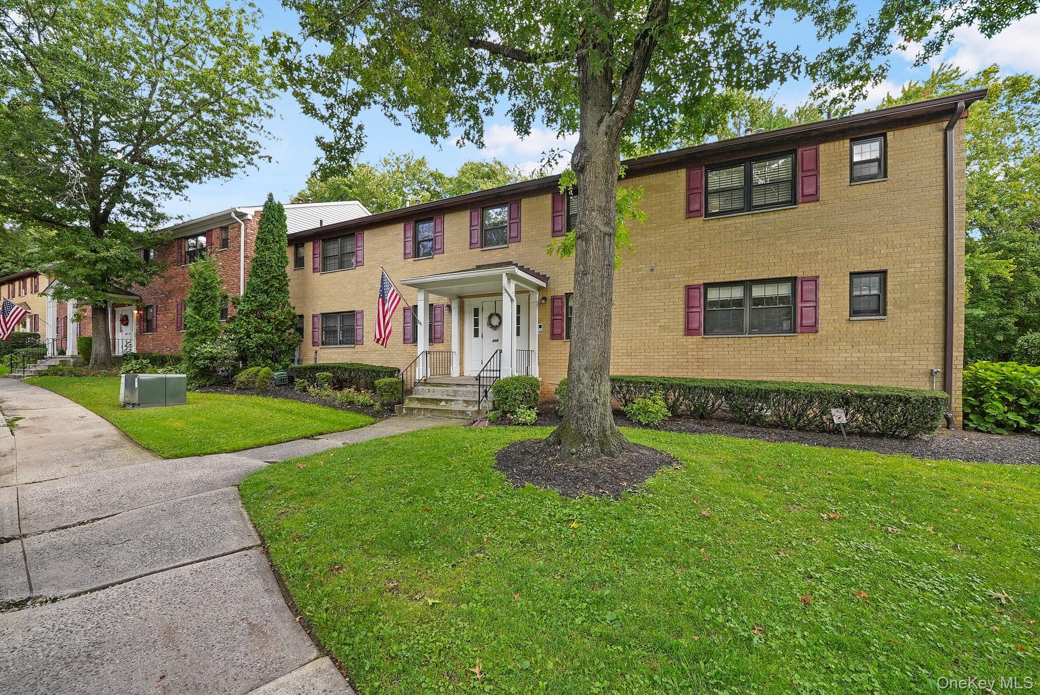 446 Somerset Drive, Unit L photo 37
