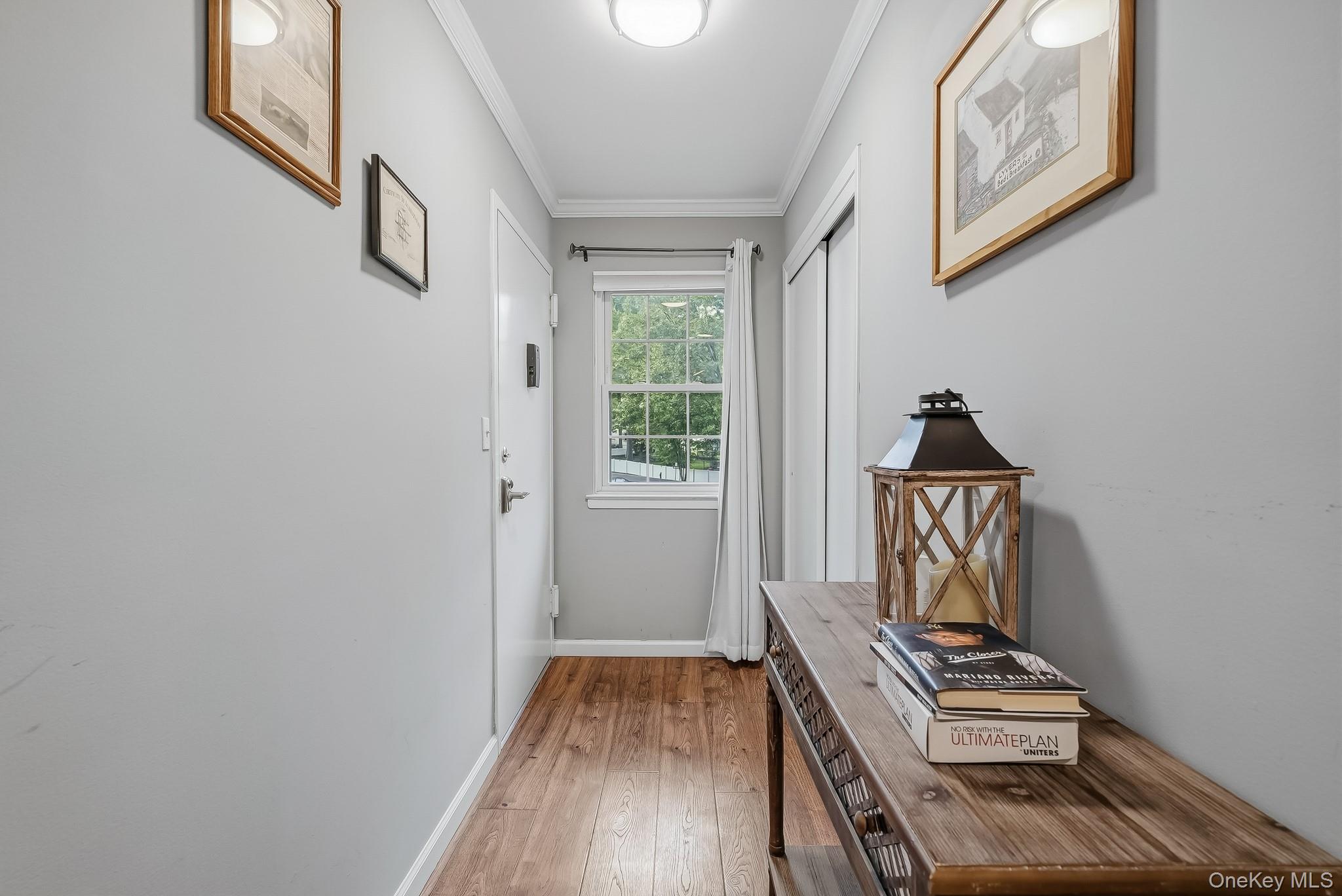 446 Somerset Drive, Unit L photo 5