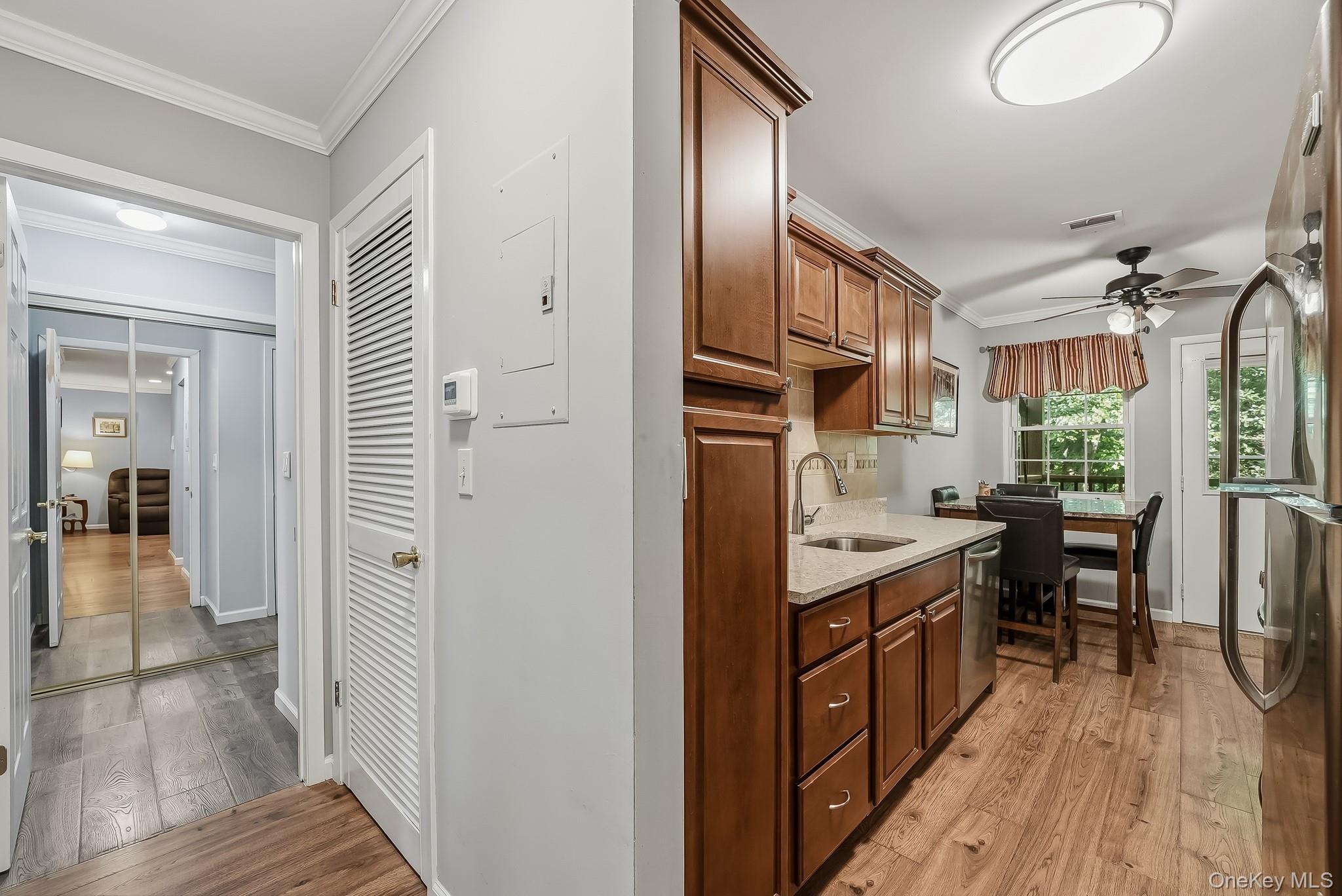 446 Somerset Drive, Unit L photo 28