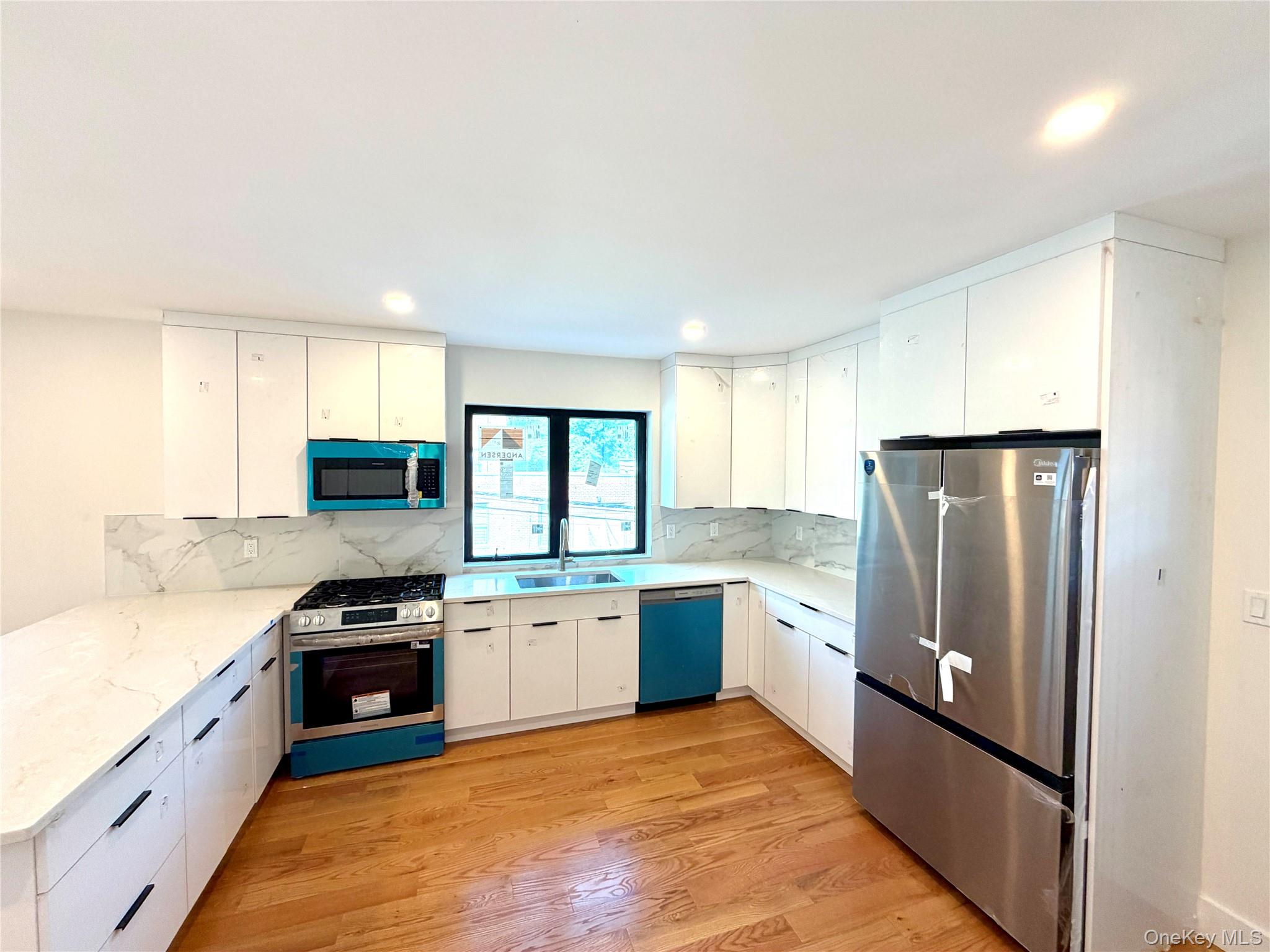 44 New Avenue – For Rent photo 5
