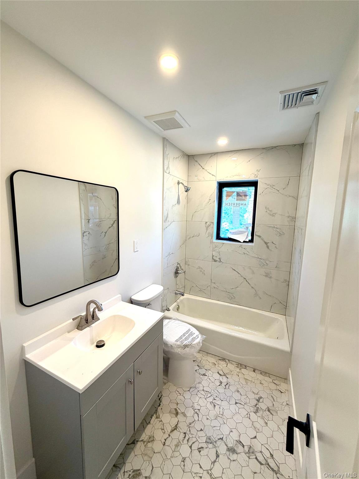 44 New Avenue – For Rent photo 14
