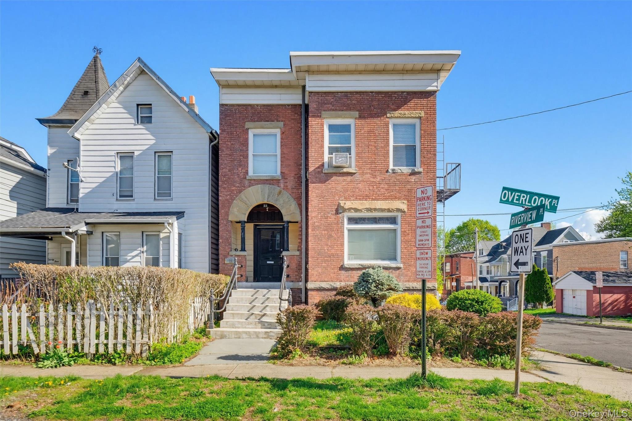 22 Overlook Place – For Rent