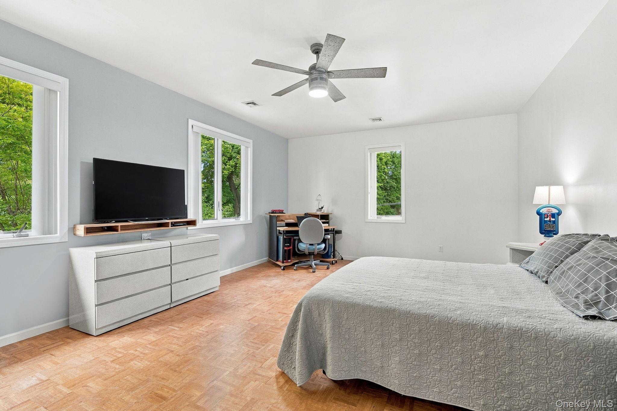 611 Knollwood Road – For Sale photo 30