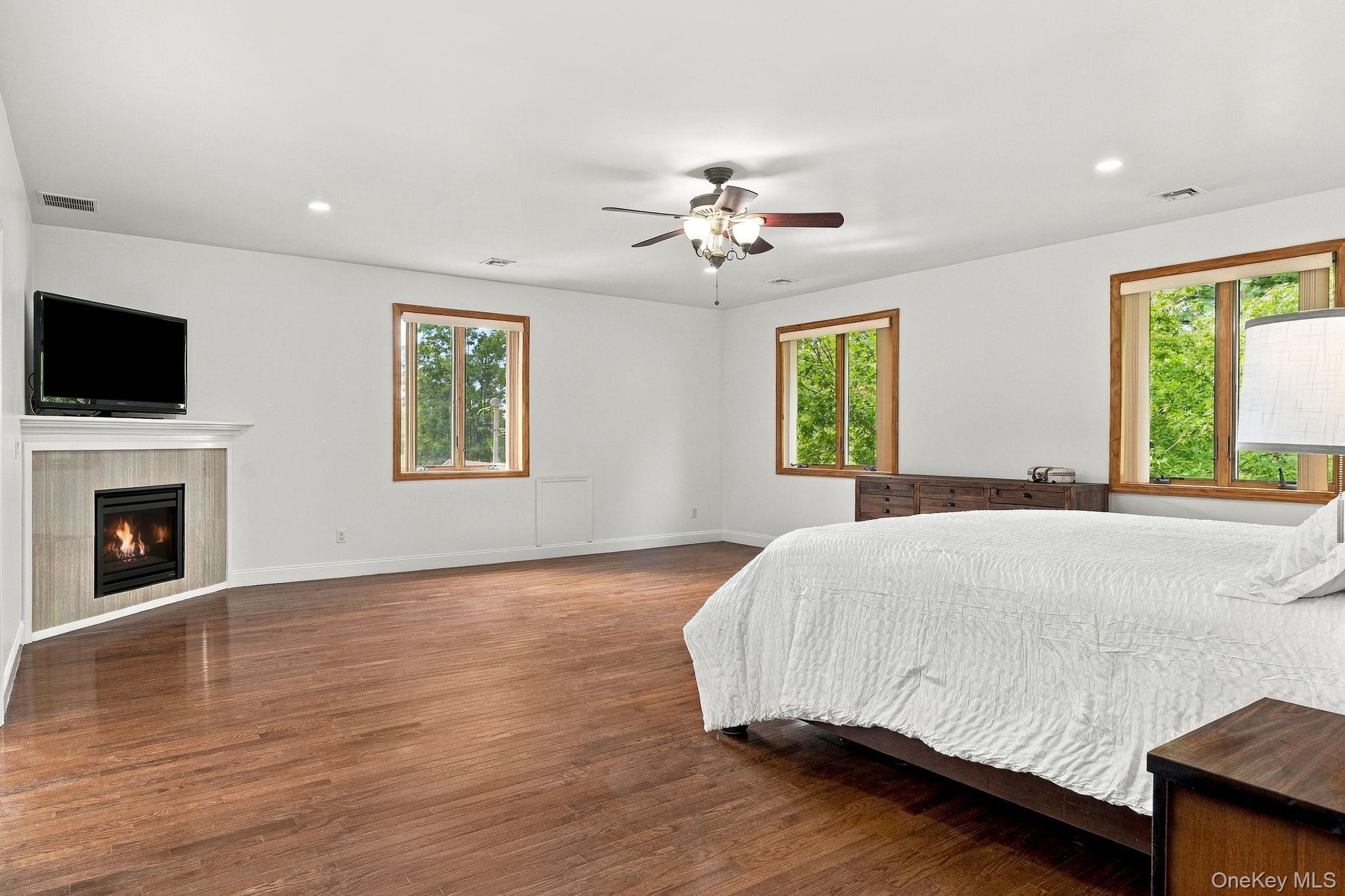 611 Knollwood Road – For Sale photo 26