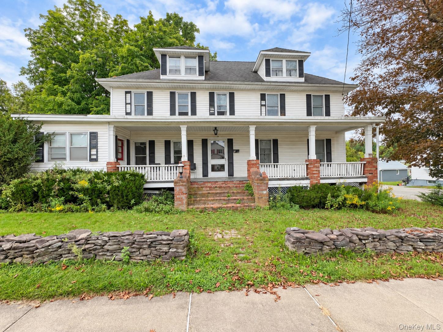 39 Maple Avenue – For Sale