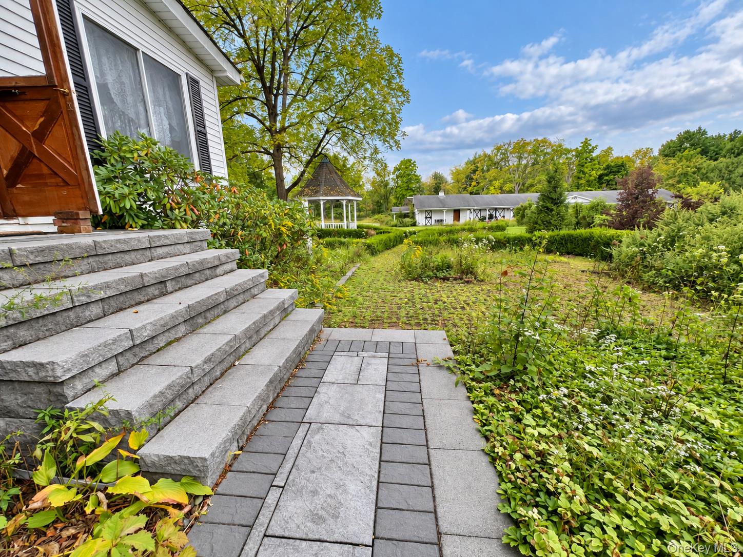 39 Maple Avenue – For Sale photo 7