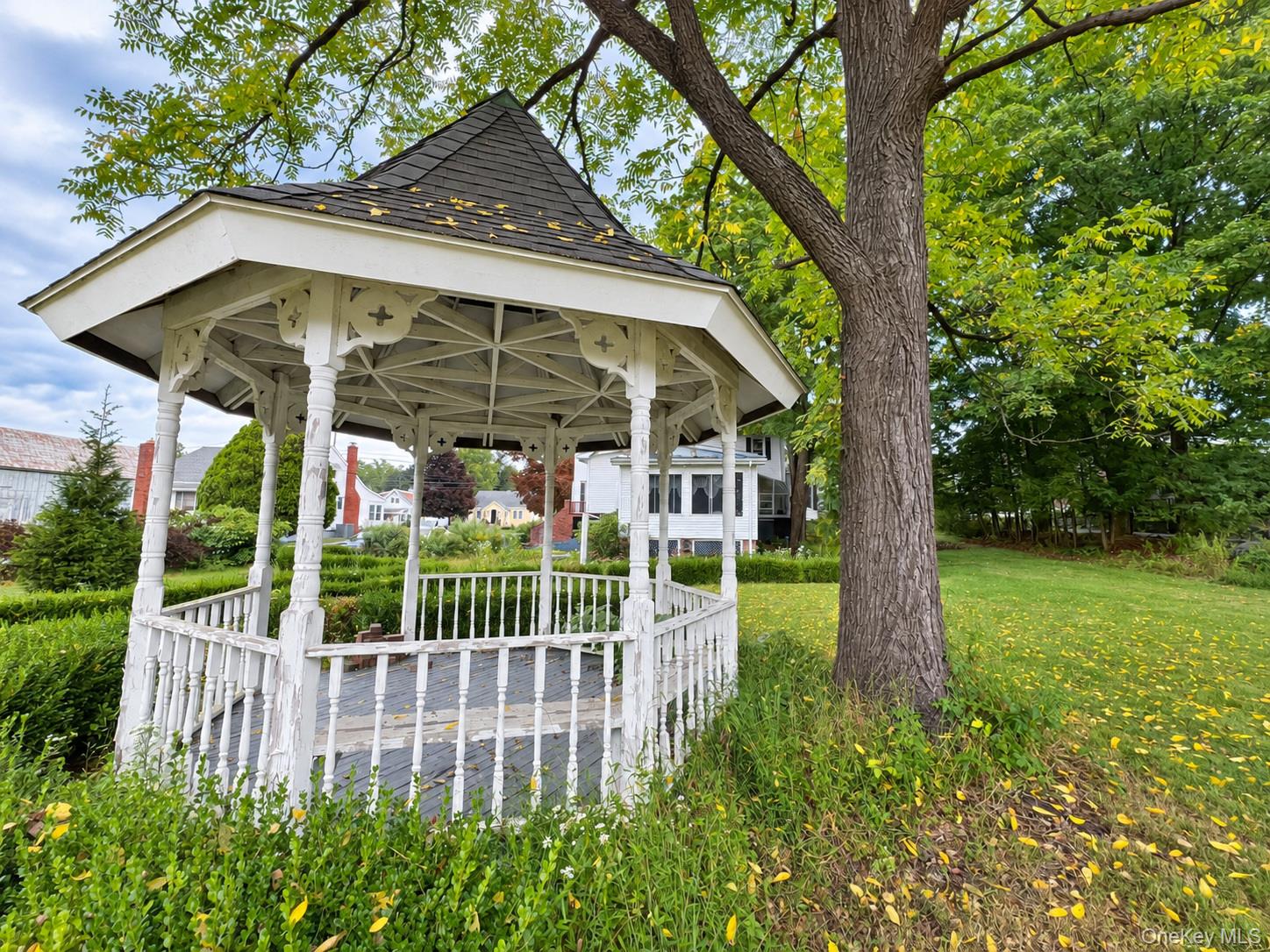 39 Maple Avenue – For Sale photo 10