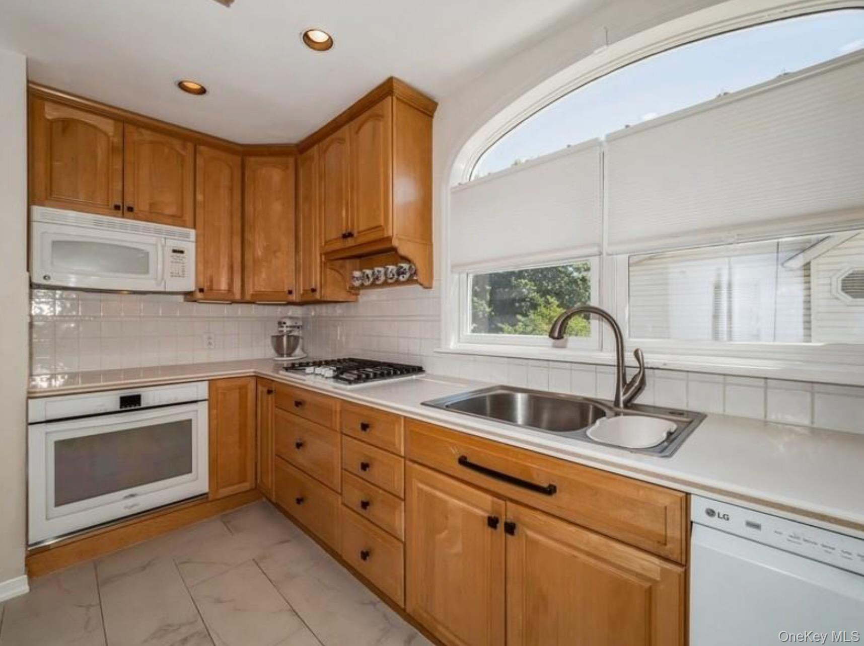 18 Parsonage Street – For Rent photo 10
