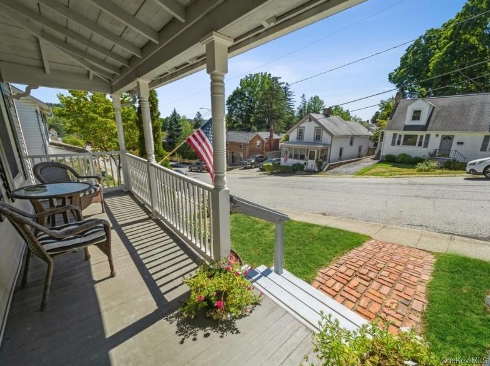 18 Parsonage Street – For Rent photo 2