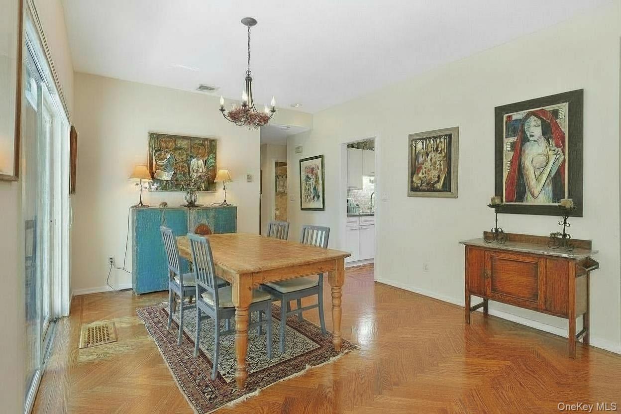 593B Heritage Hills, Unit B photo 6