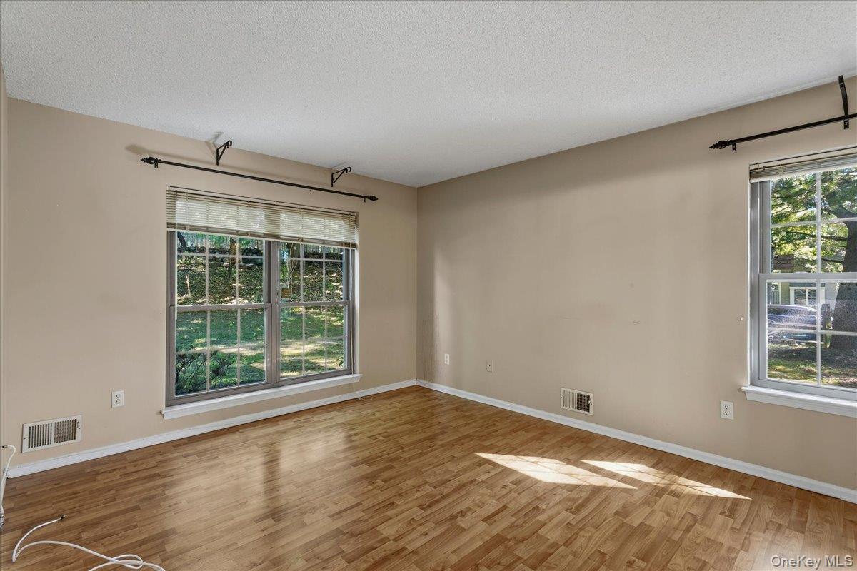 26 Edinburgh Drive – For Sale photo 13