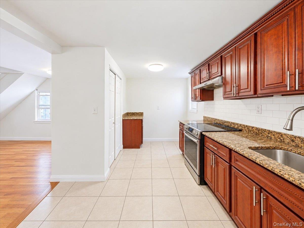 445 S 8th Avenue – For Sale photo 24