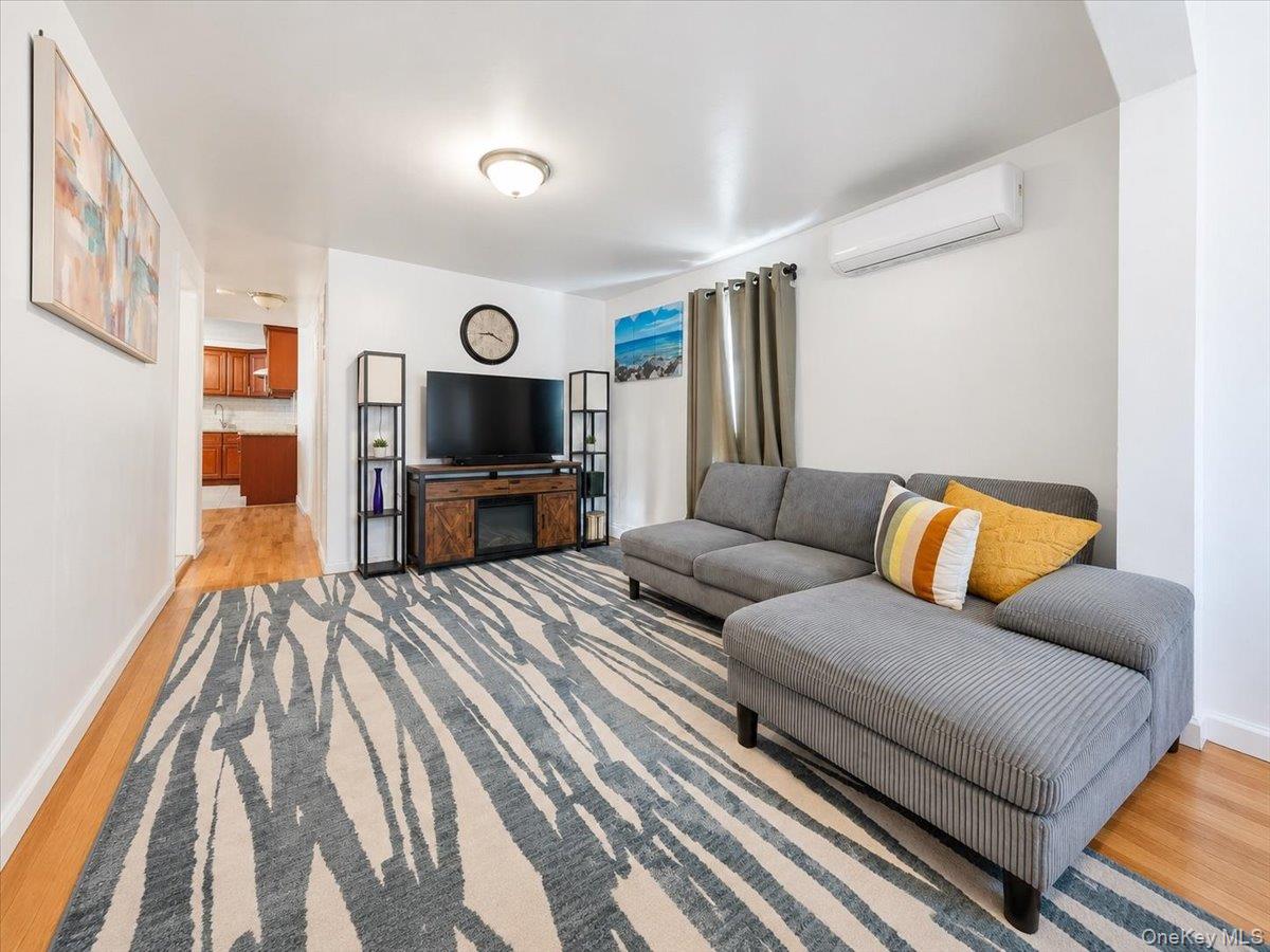 445 S 8th Avenue – For Sale photo 16