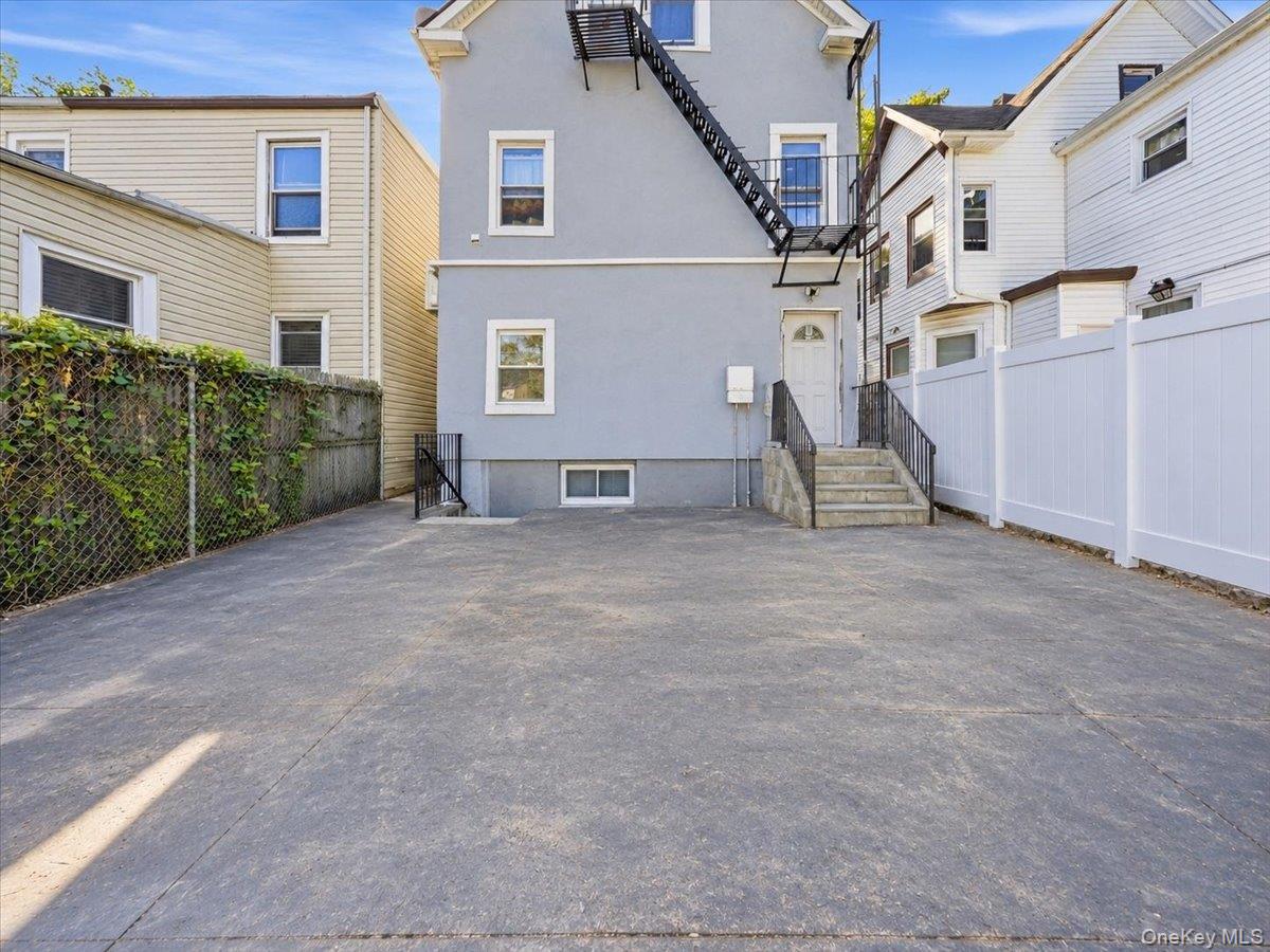 445 S 8th Avenue – For Sale photo 40